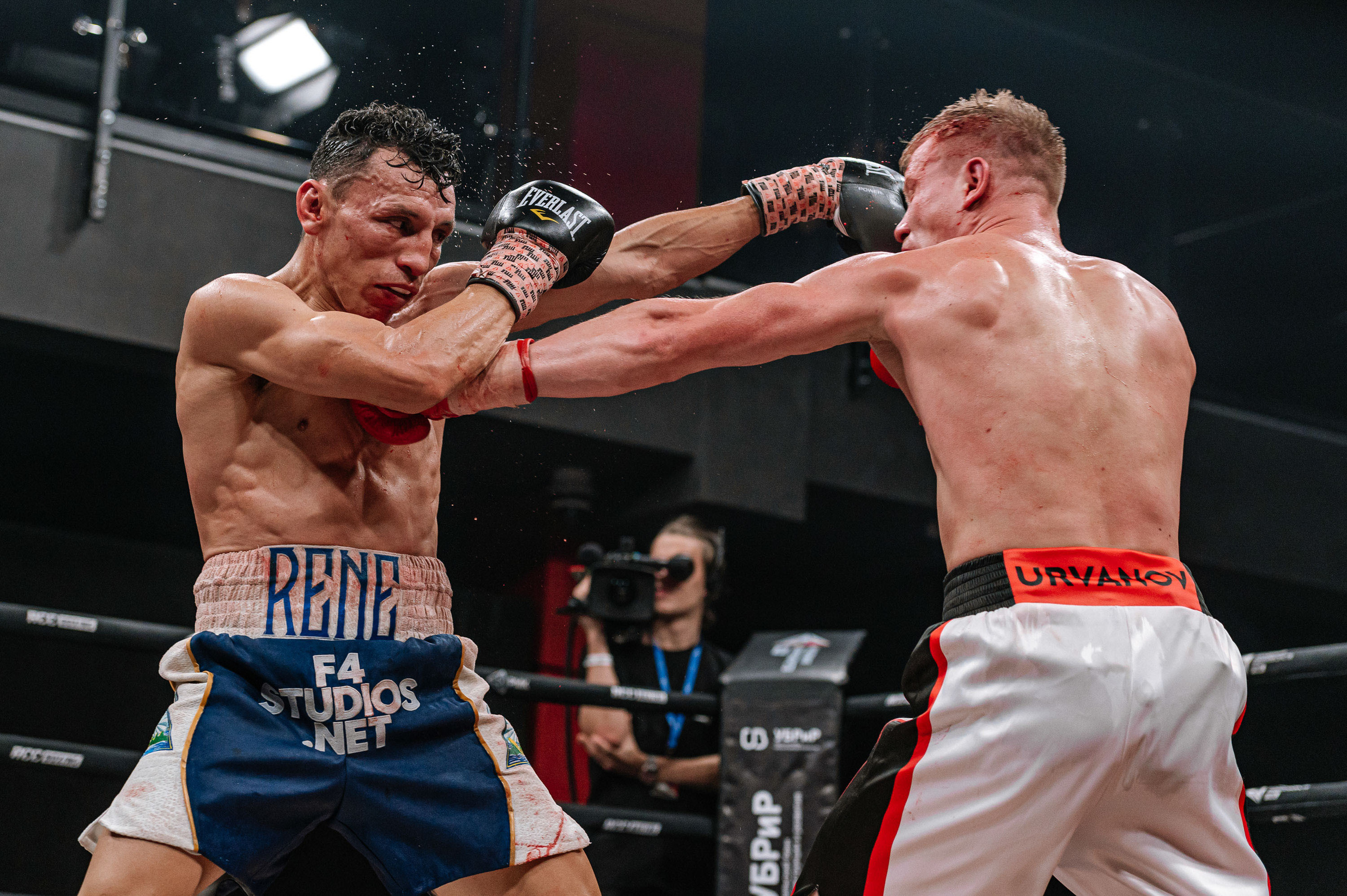 RCC Boxing. Максим Комаров — Профессиональный фотограф