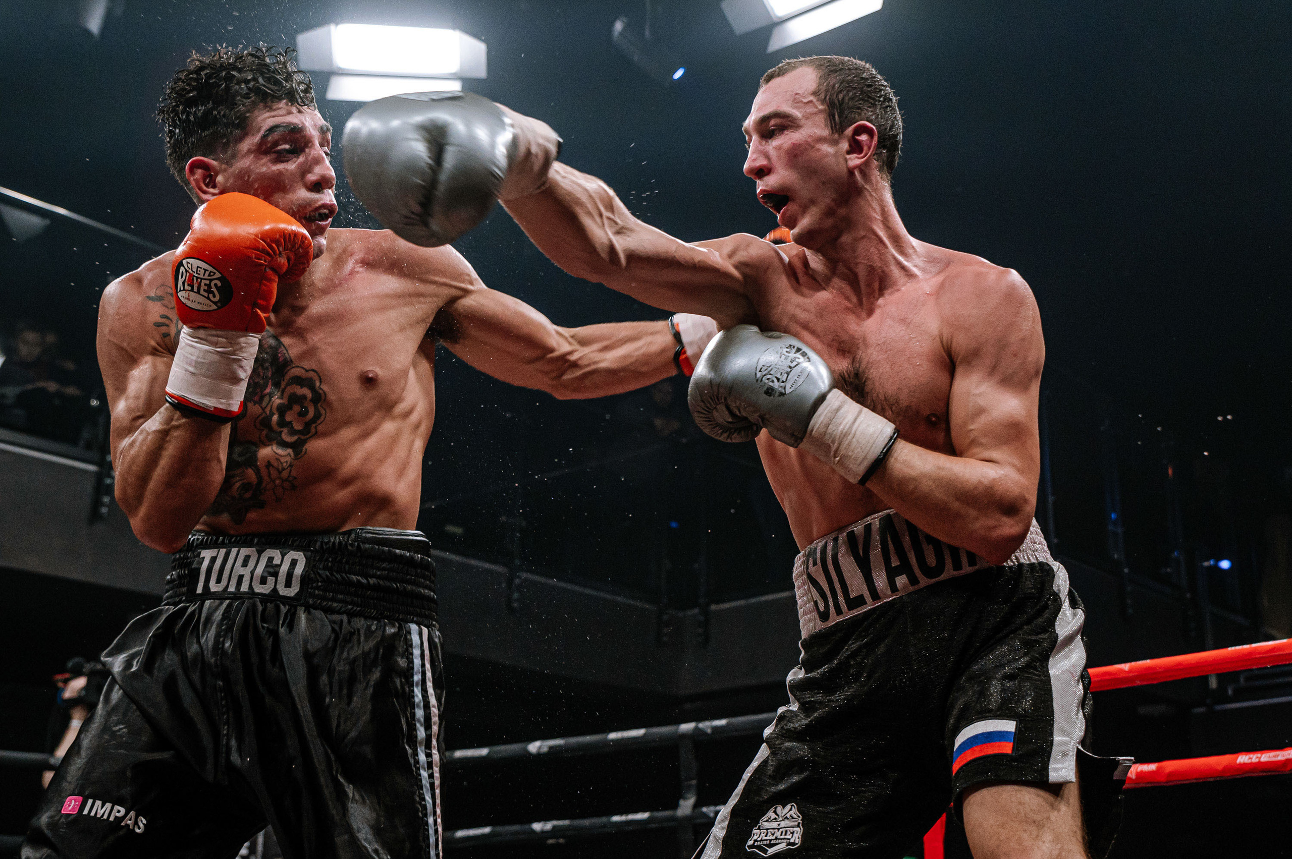 RCC Boxing. Максим Комаров — Профессиональный фотограф