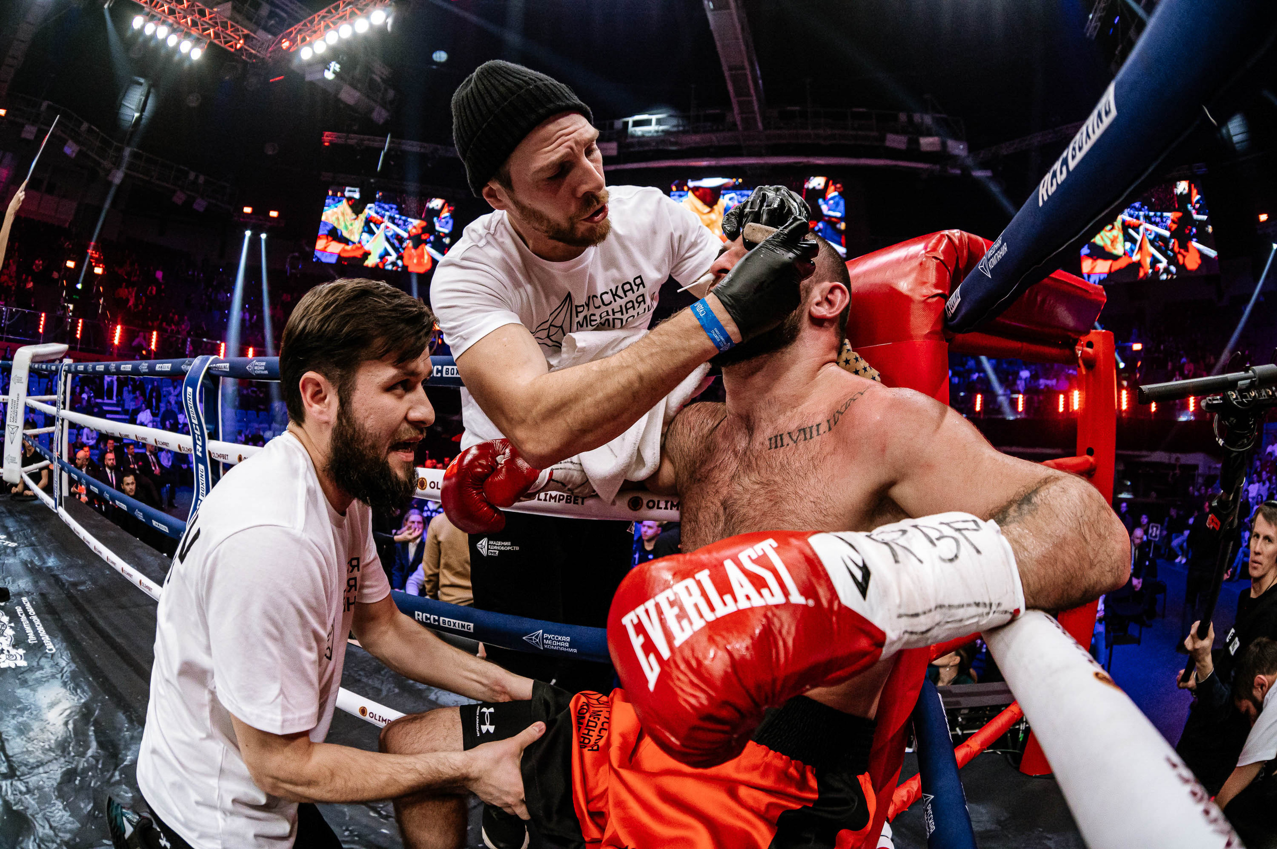 RCC Boxing. Максим Комаров — Профессиональный фотограф