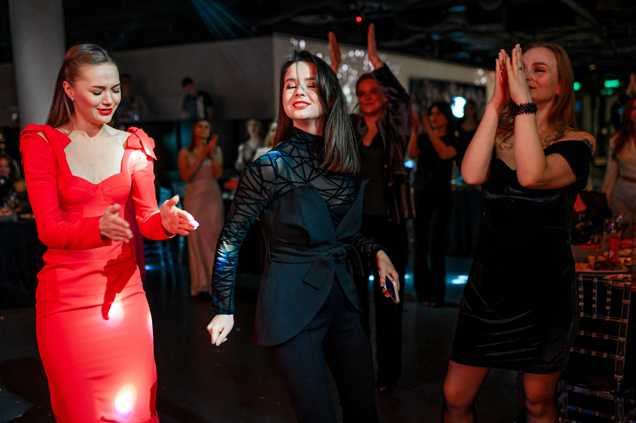 Покровский пассаж 2023. Максим Комаров — Профессиональный фотограф