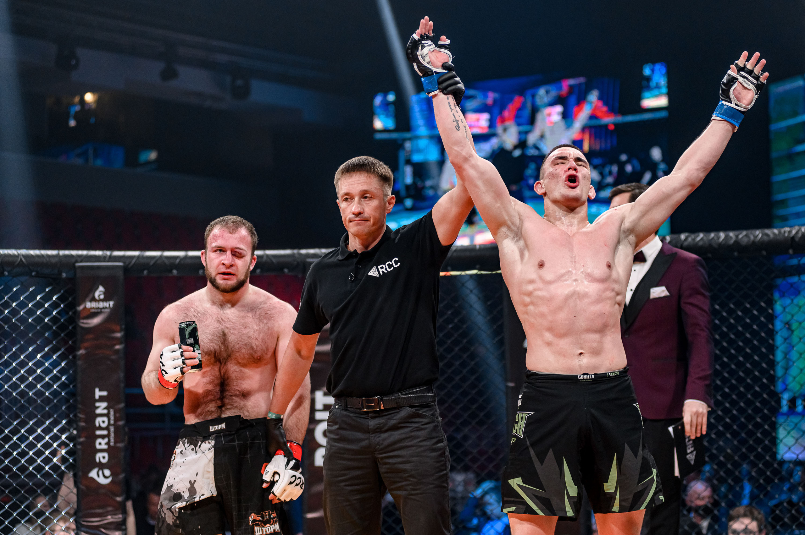RCC MMA. Максим Комаров — Профессиональный фотограф