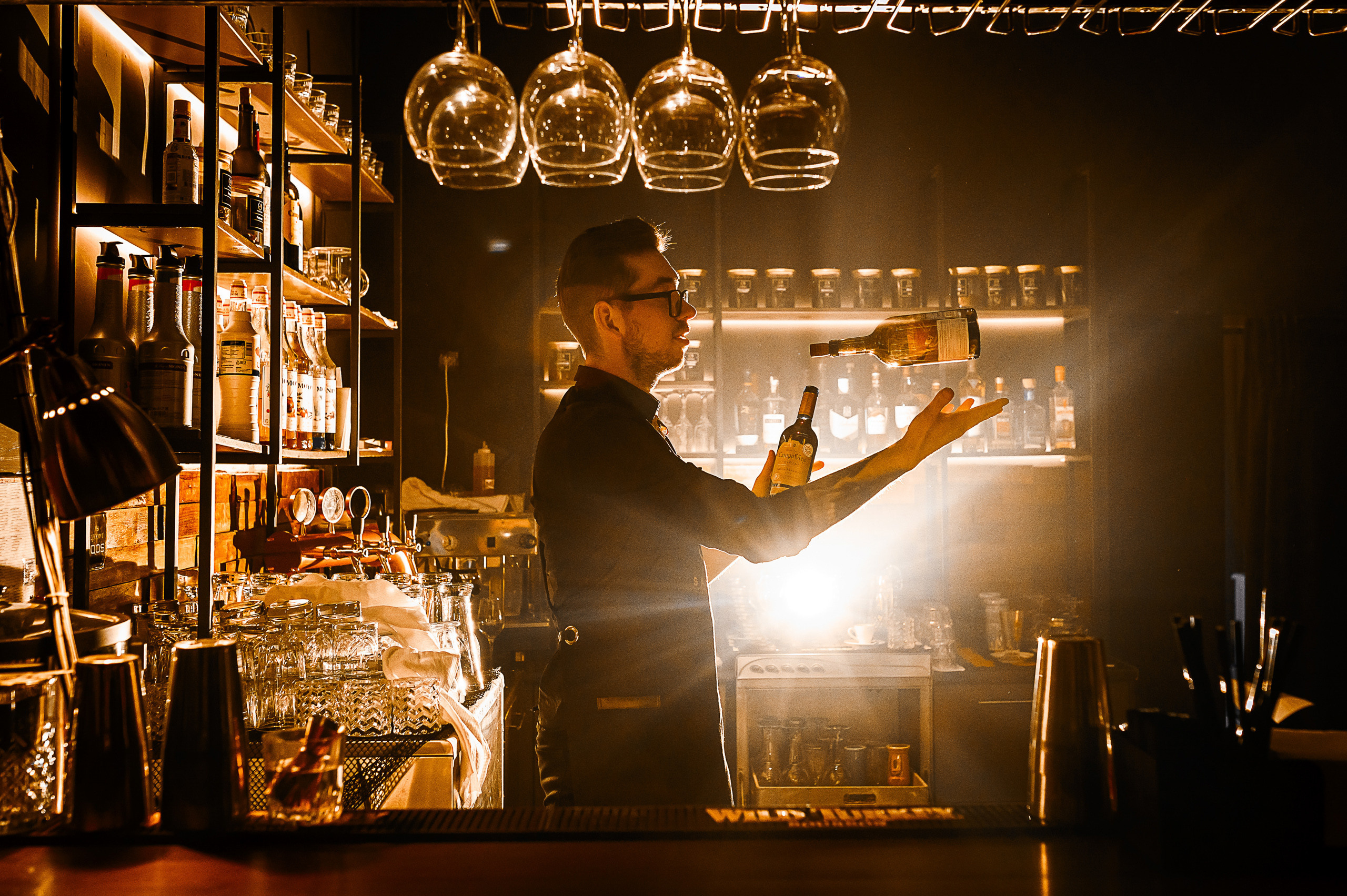 Клубы/Бары. Максим Комаров — Профессиональный фотограф