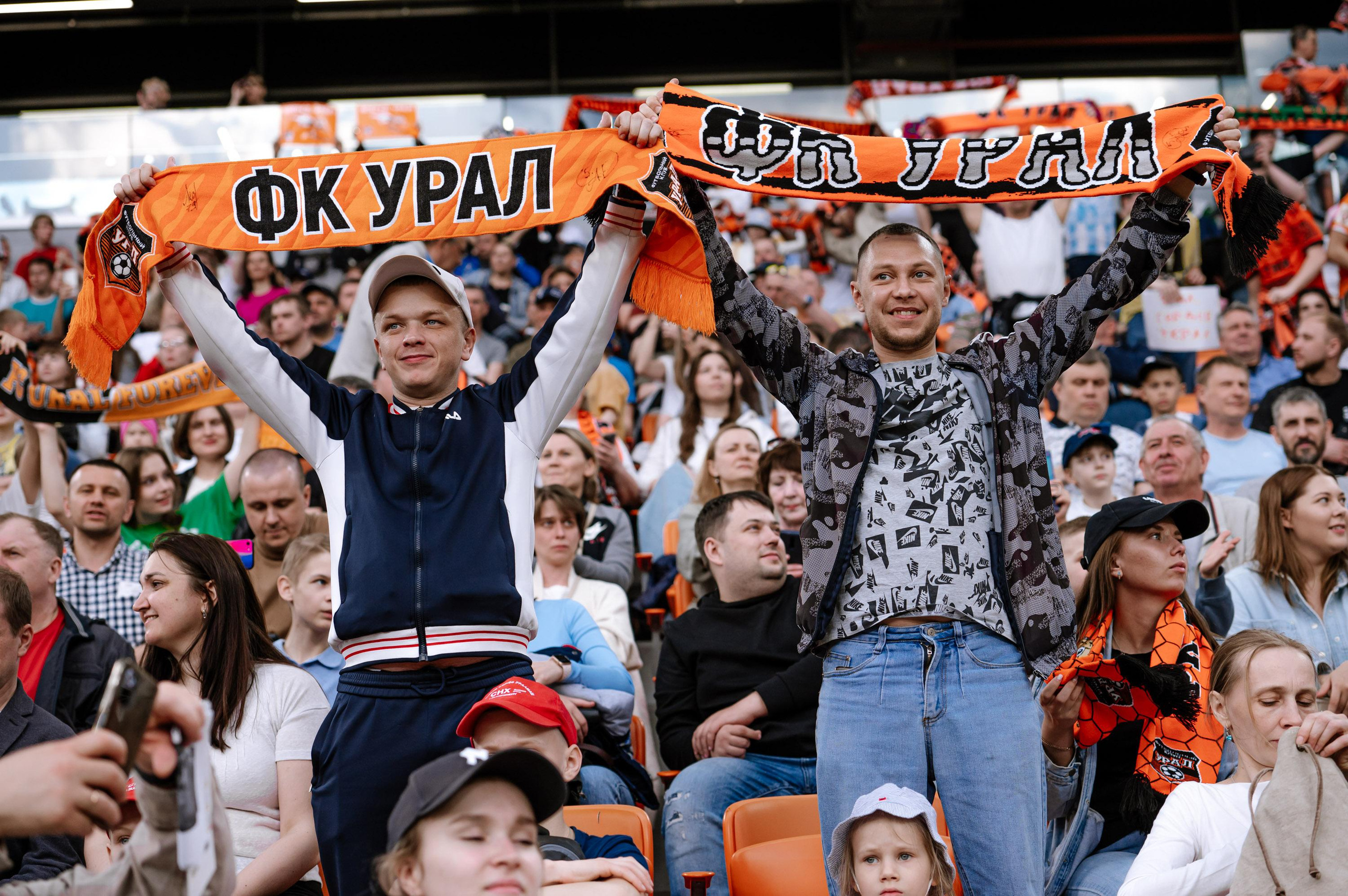 ФУТБОЛЬНЫЙ КЛУБ «УРАЛ» (ЕКАТЕРИНБУРГ). Максим Комаров — Профессиональный фотограф