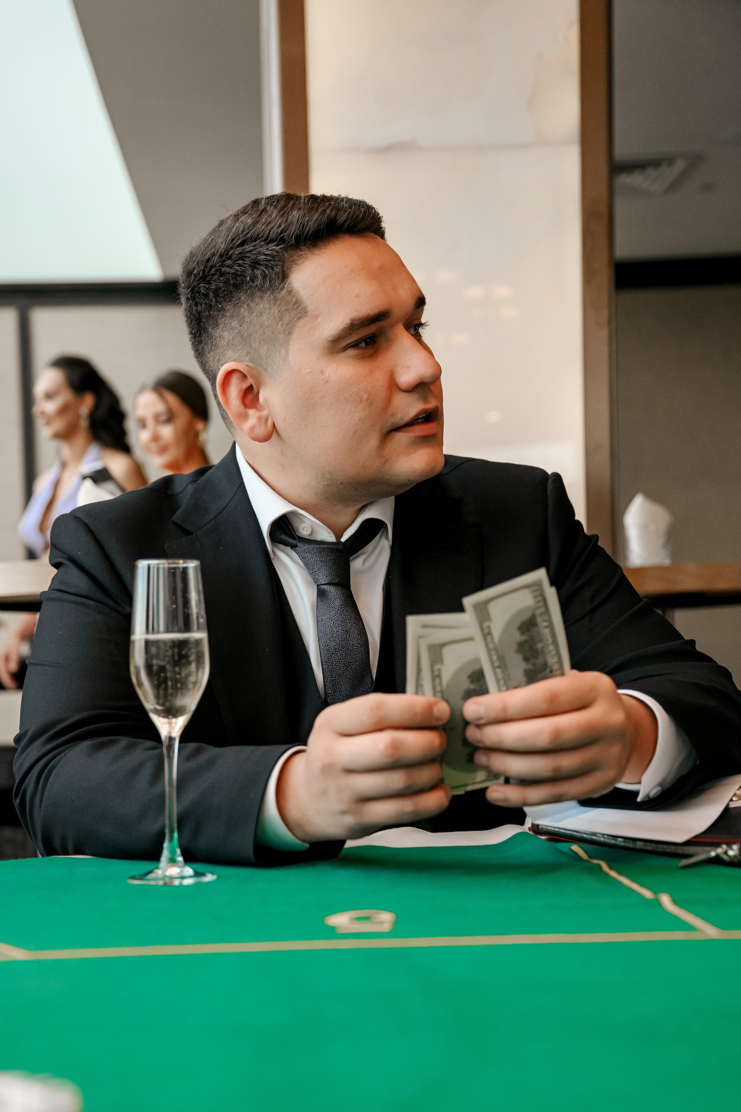 Happy Birthday Блогера Алены Голосновой. Максим Комаров — Профессиональный фотограф