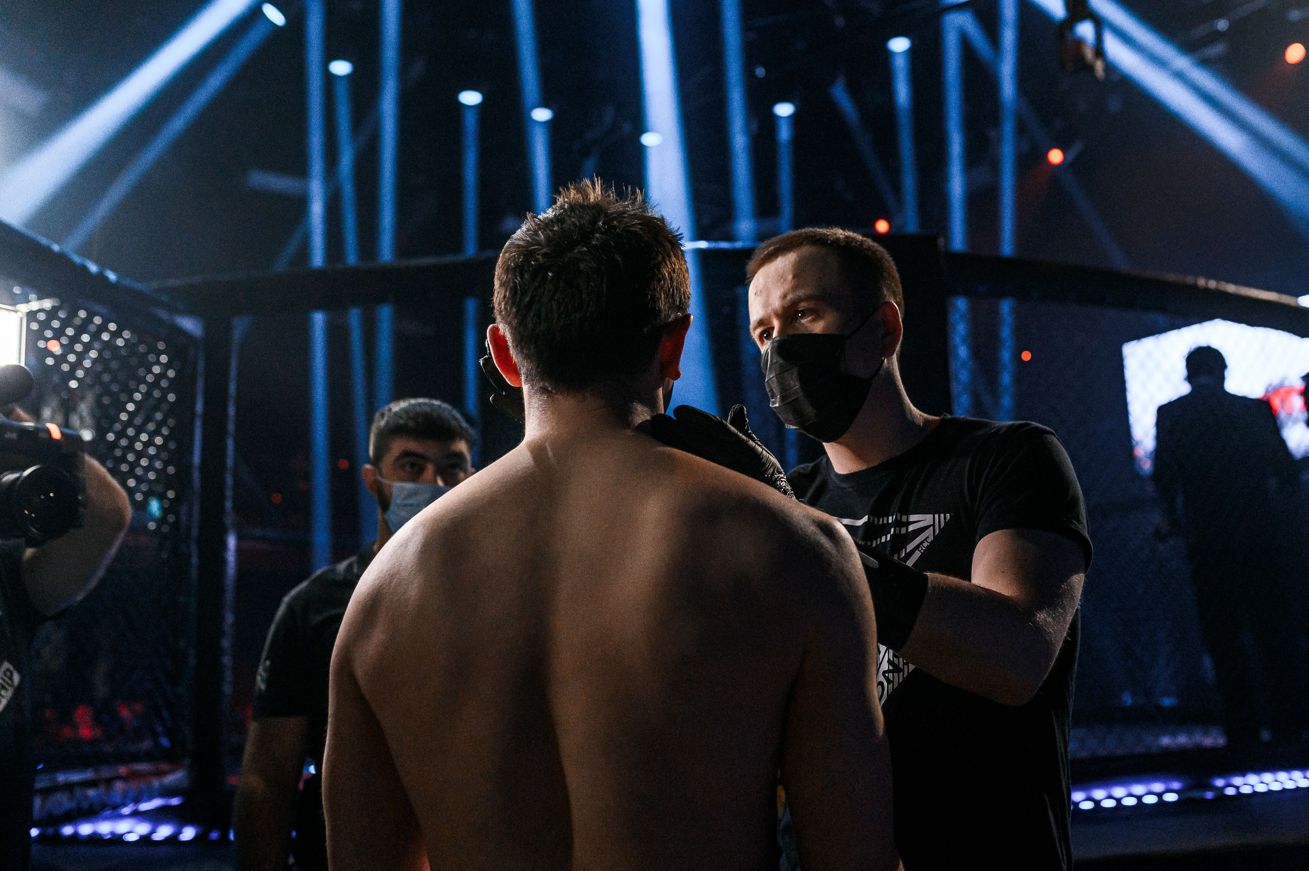 RCC MMA. Максим Комаров — Профессиональный фотограф