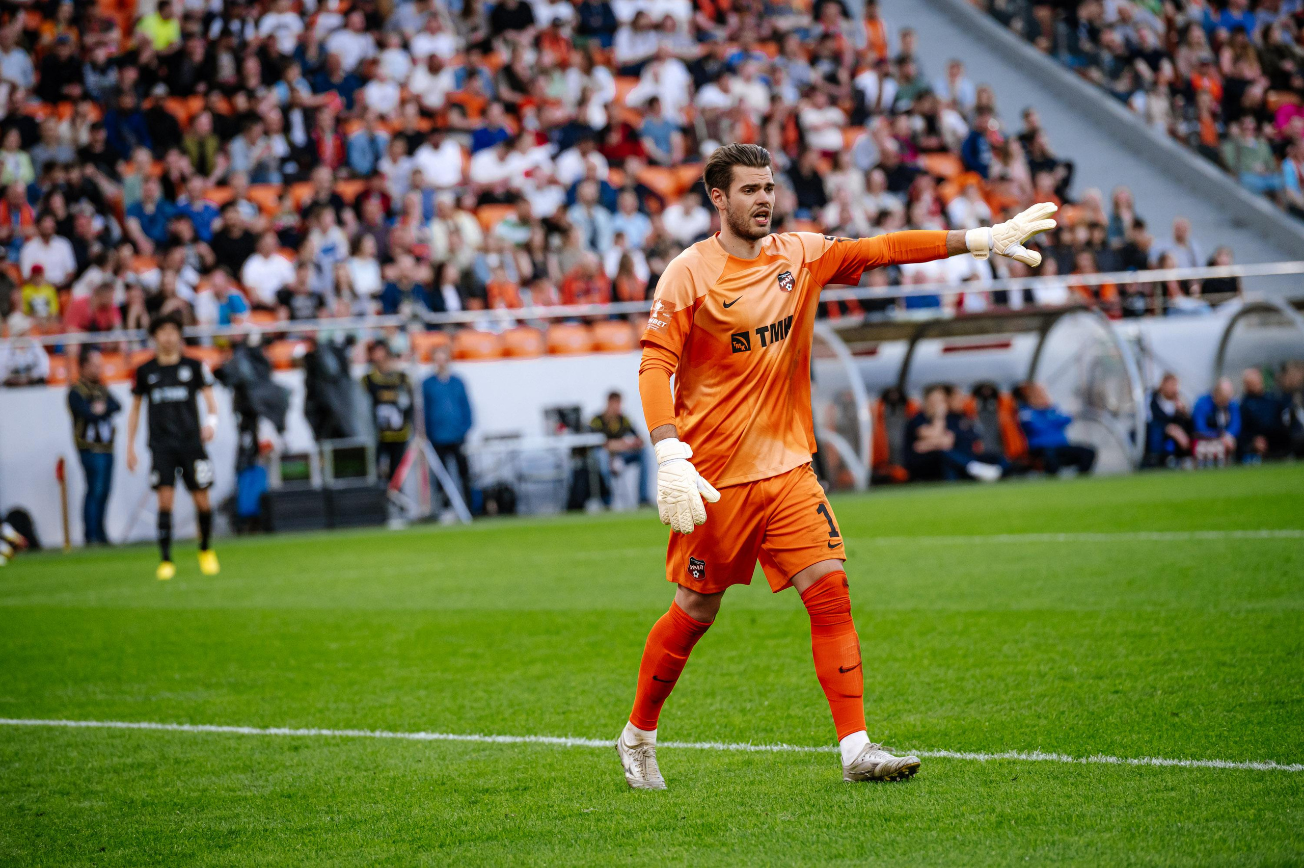 ФУТБОЛЬНЫЙ КЛУБ «УРАЛ» (ЕКАТЕРИНБУРГ). Максим Комаров — Профессиональный фотограф