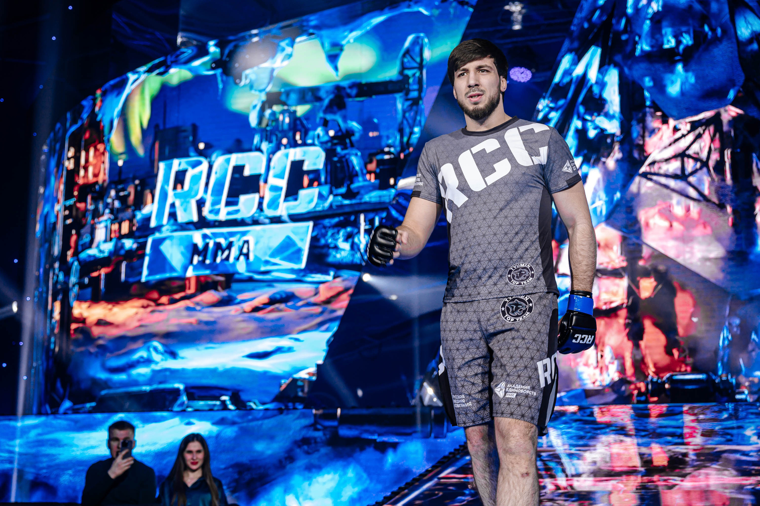 RCC MMA. Максим Комаров — Профессиональный фотограф