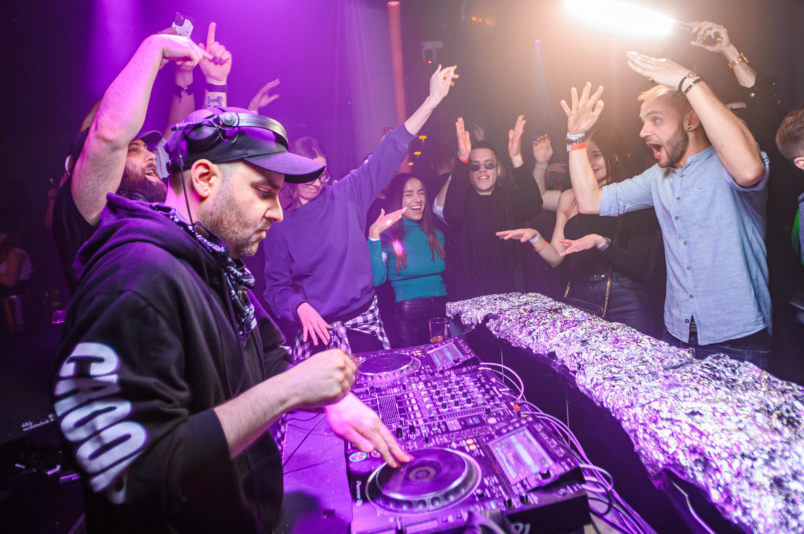 Клубы/Бары. Максим Комаров — Профессиональный фотограф