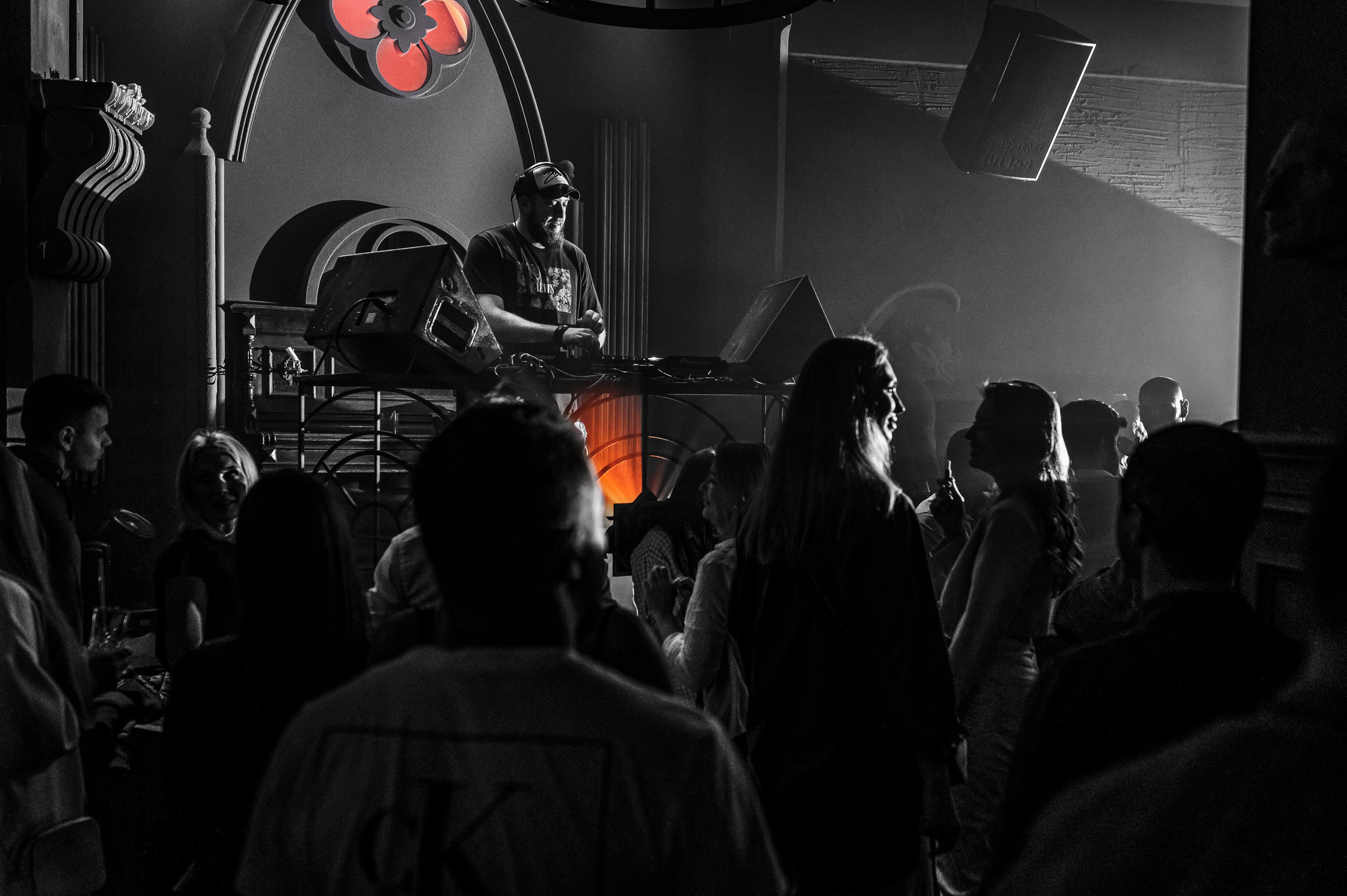 Клубы/Бары. Максим Комаров — Профессиональный фотограф