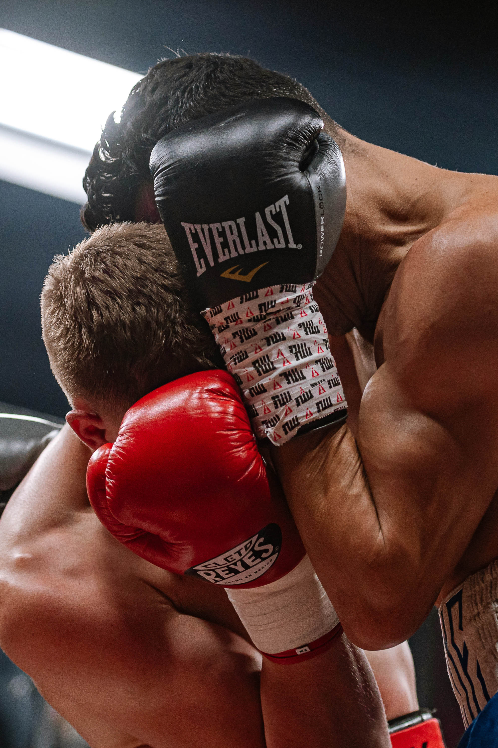 RCC Boxing. Максим Комаров — Профессиональный фотограф