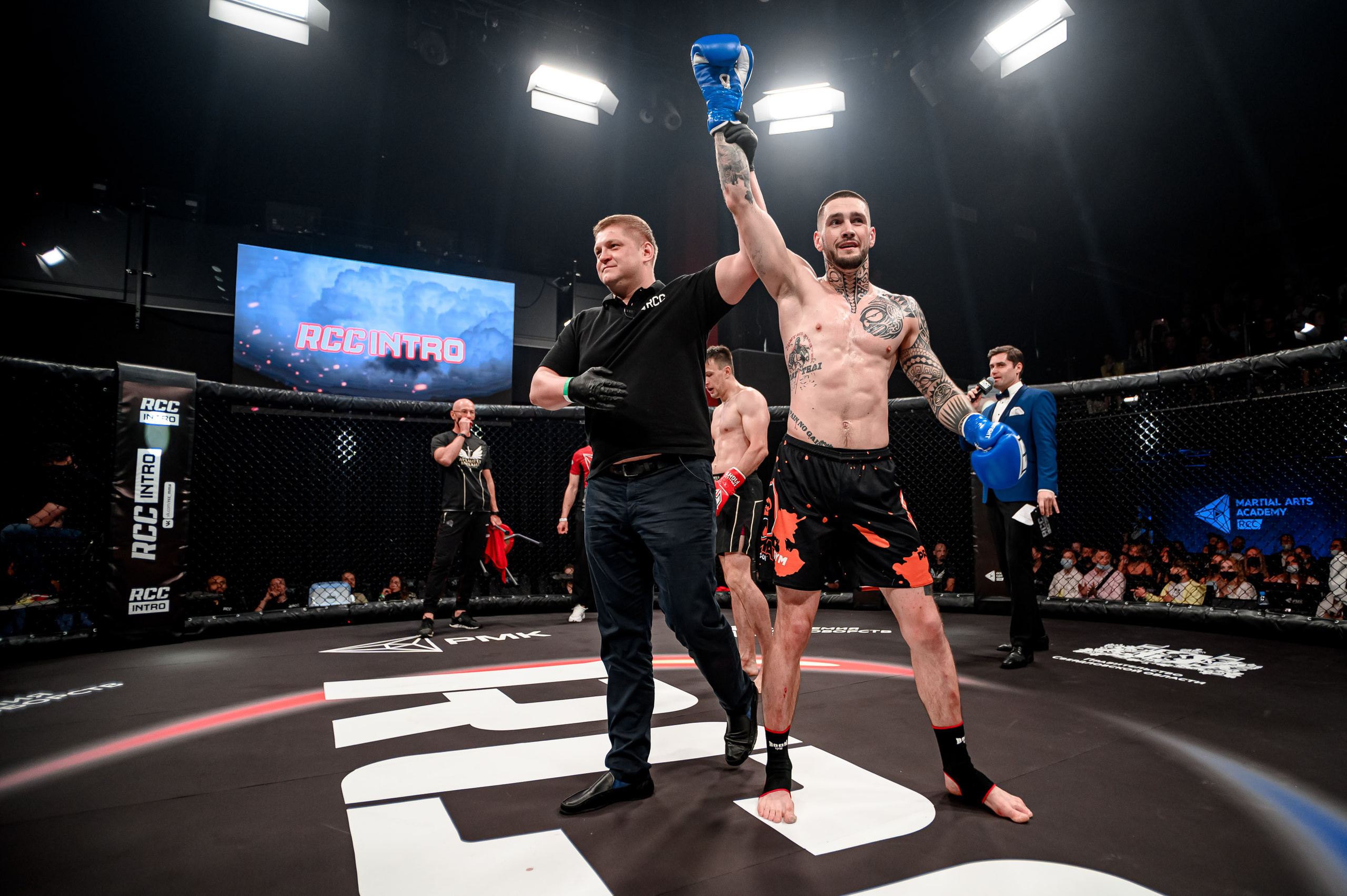 RCC MMA. Максим Комаров — Профессиональный фотограф