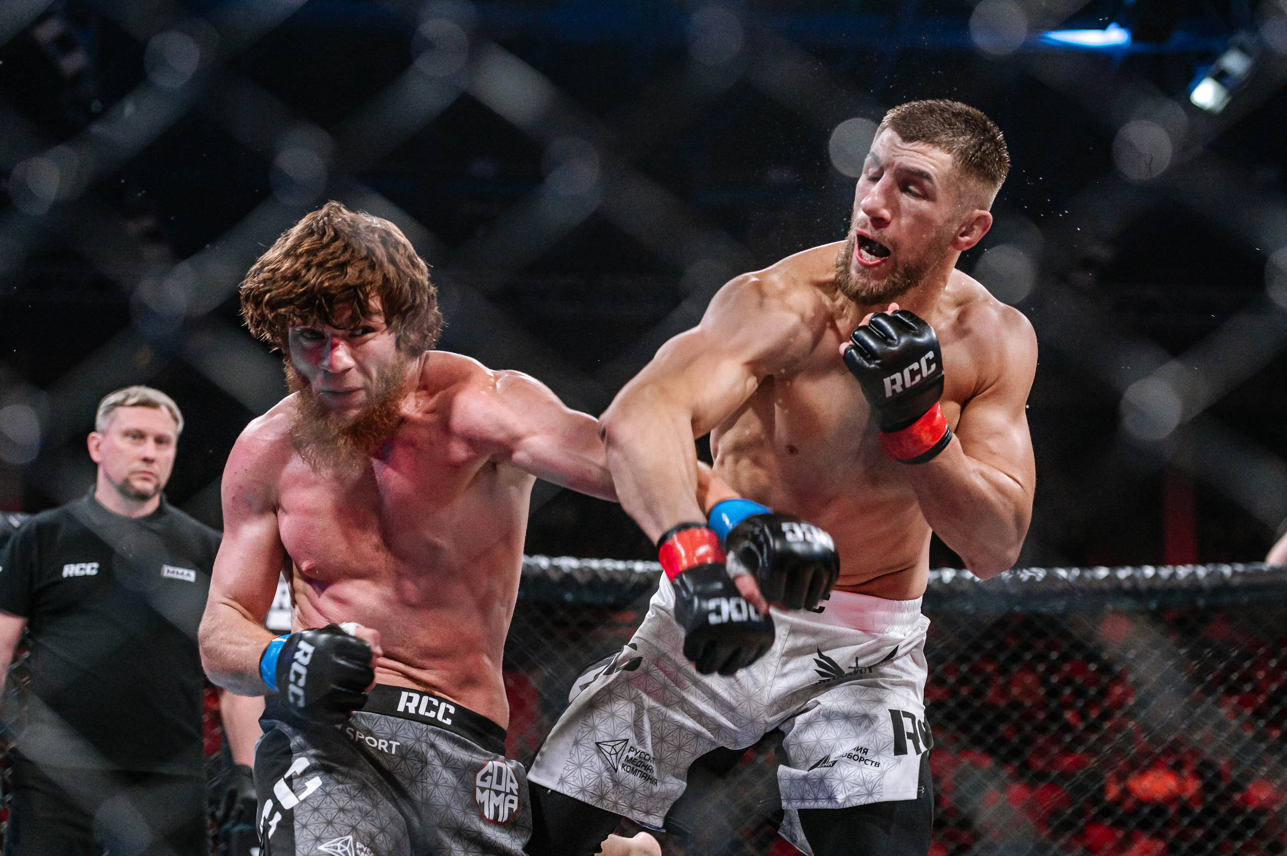 RCC MMA. Максим Комаров — Профессиональный фотограф