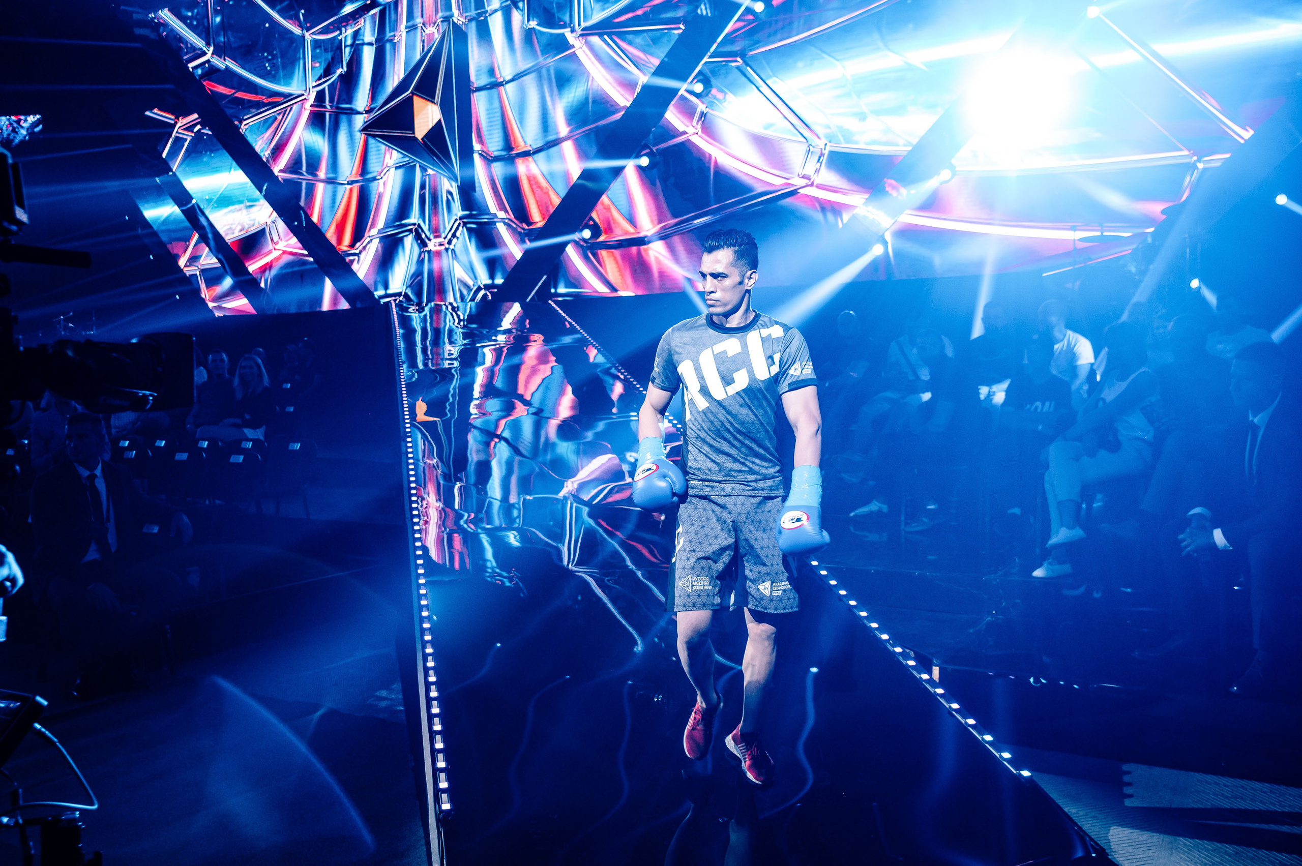 RCC MMA. Максим Комаров — Профессиональный фотограф