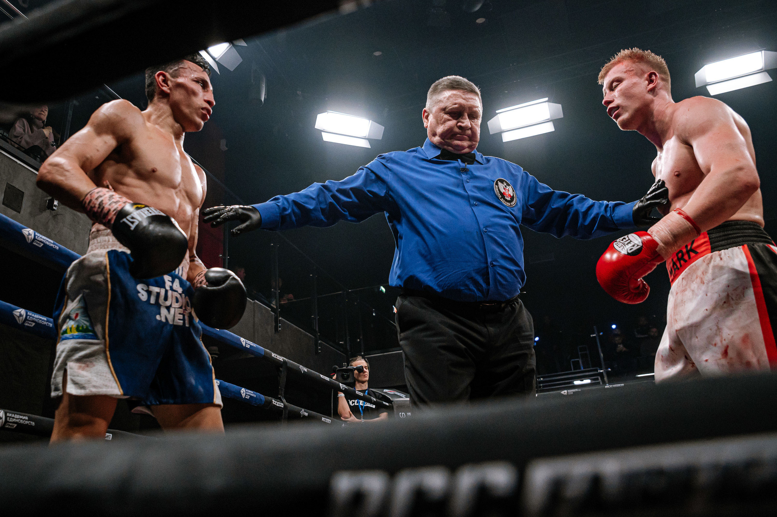 RCC Boxing. Максим Комаров — Профессиональный фотограф