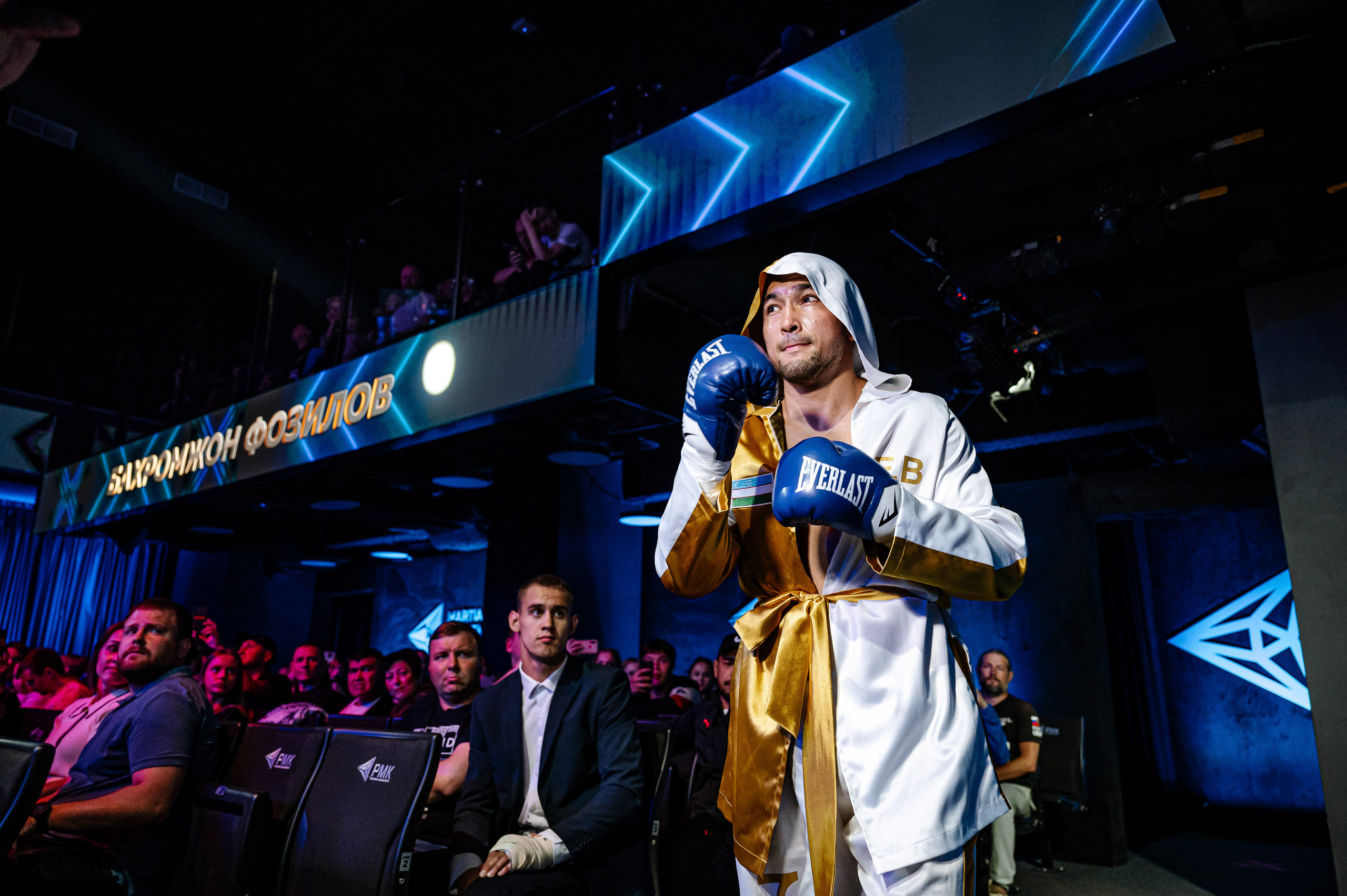 RCC Boxing. Максим Комаров — Профессиональный фотограф