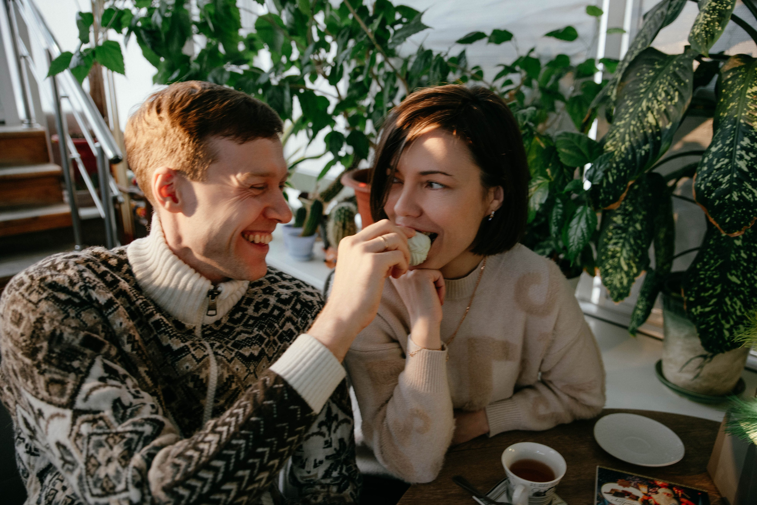 свидание в кафе