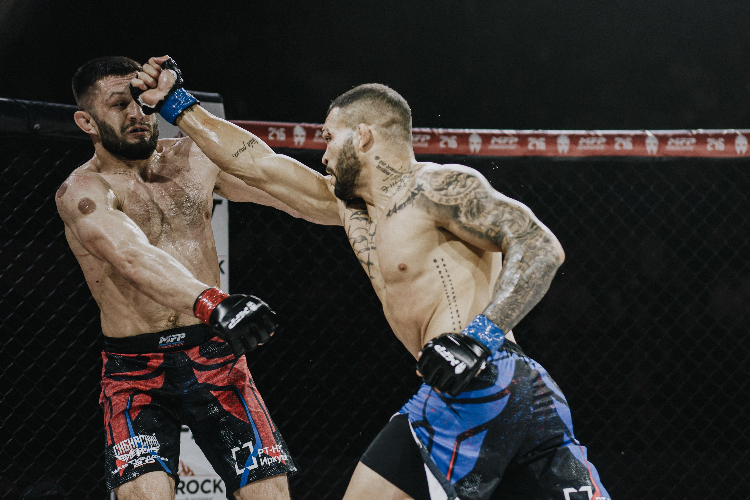 MFP246 МАКСИМ БУТОРИН VS МАРСИО БРЕНО. Фотограф Иркутск Антипин Сергей