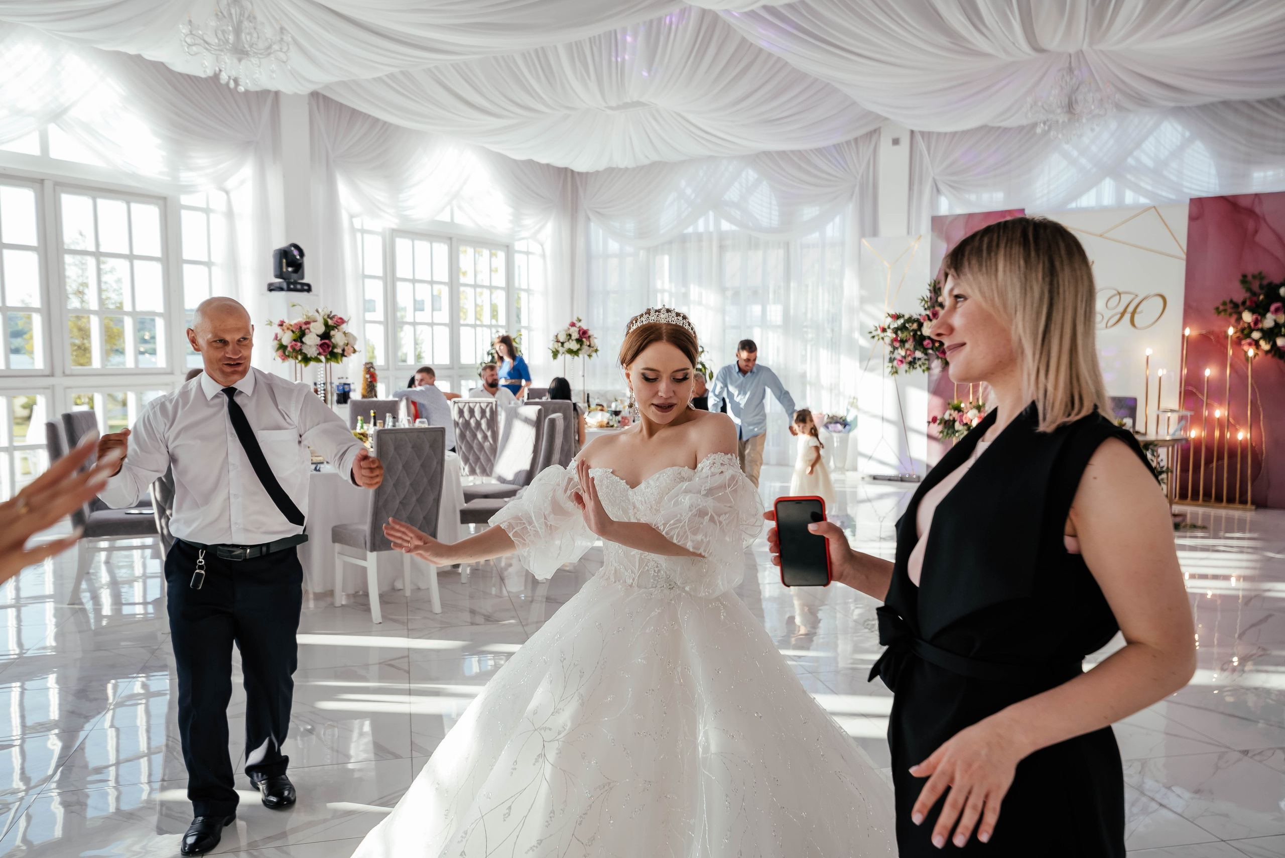 Юля и Леня. Свадебный фотограф в Ростове Александра Груздева