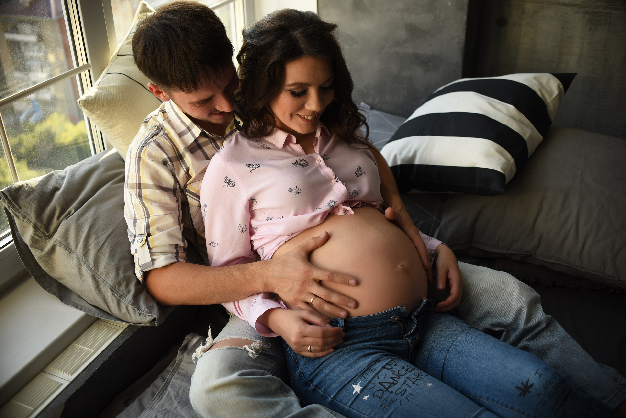 Фотосессия беременности студийная съемка. Свадебный, семейный, детский, контент фотограф в Омске Максим Ильин