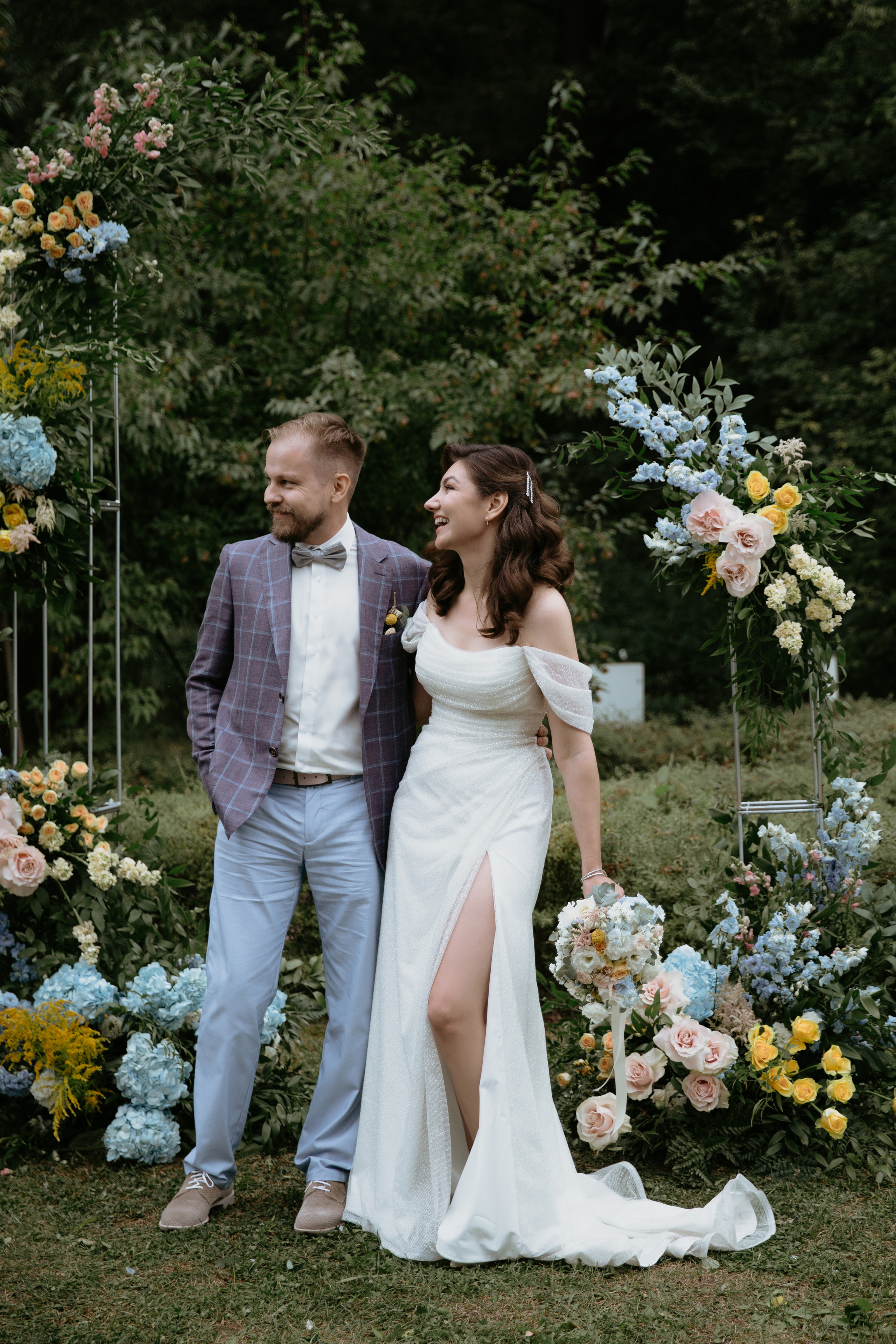 А я сяду в кабриолет, и уеду куда-нибудь. Свадебный и семейный фотограф в Москве Julia Juice