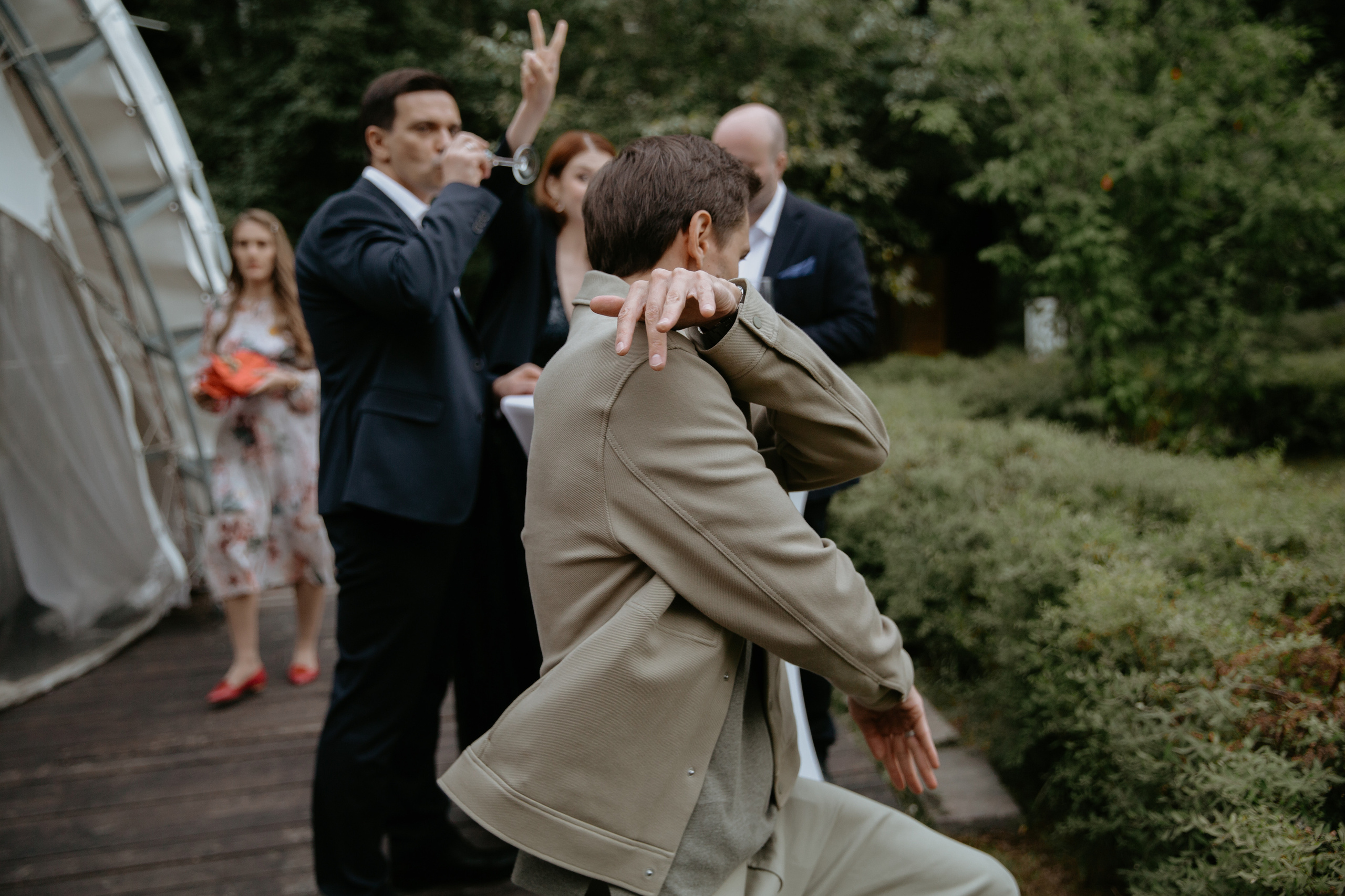 А я сяду в кабриолет, и уеду куда-нибудь. Свадебный и семейный фотограф в Москве Julia Juice