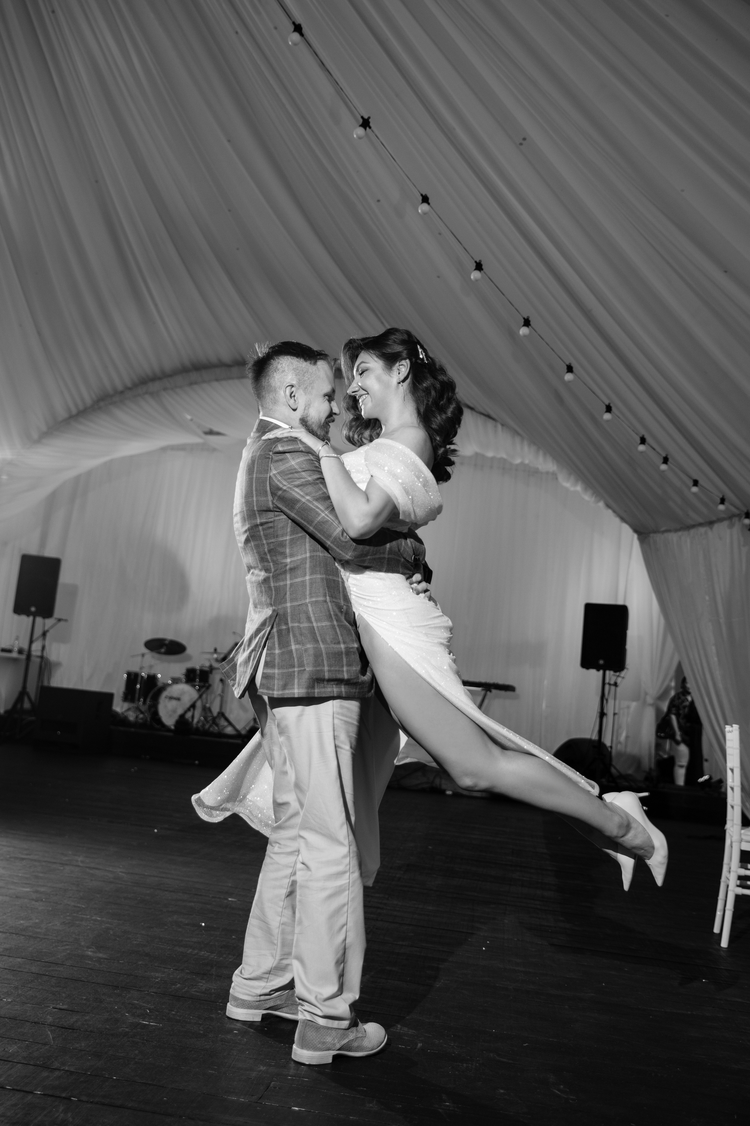 А я сяду в кабриолет, и уеду куда-нибудь. Свадебный и семейный фотограф в Москве Julia Juice