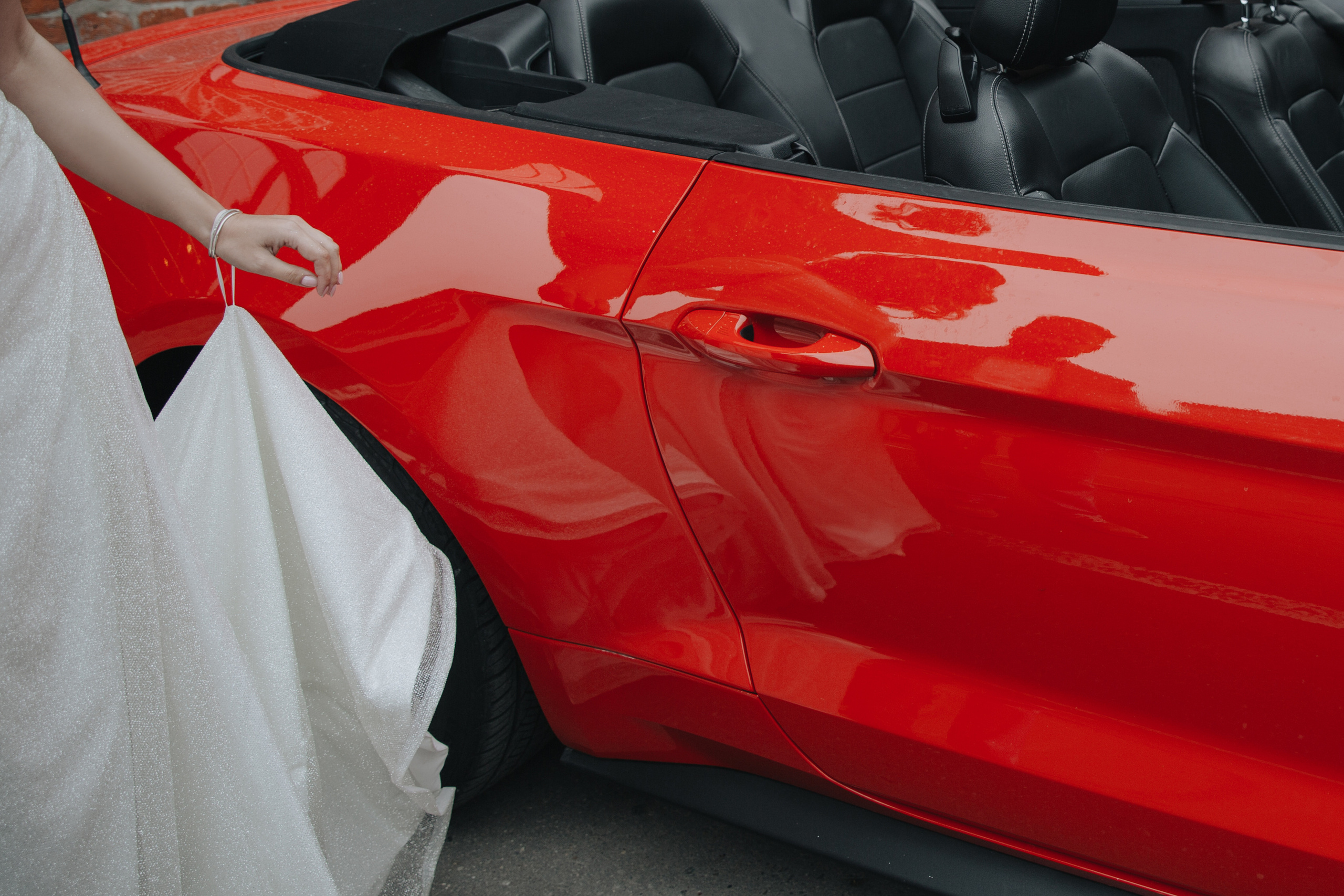 А я сяду в кабриолет, и уеду куда-нибудь. Свадебный и семейный фотограф в Москве Julia Juice