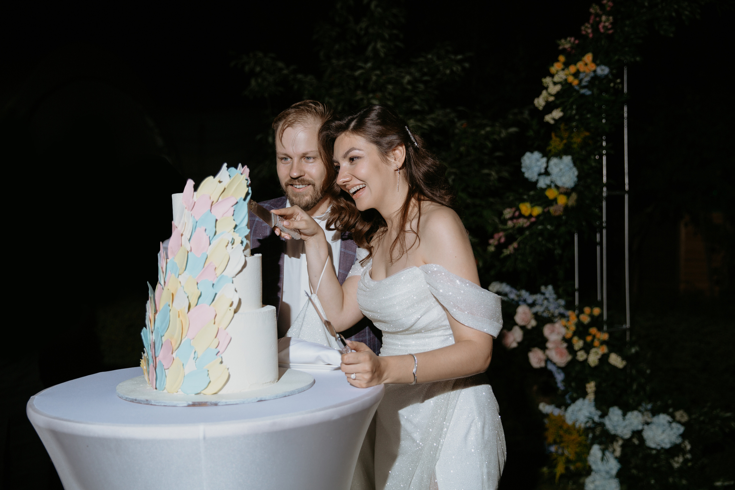 А я сяду в кабриолет, и уеду куда-нибудь. Свадебный и семейный фотограф в Москве Julia Juice