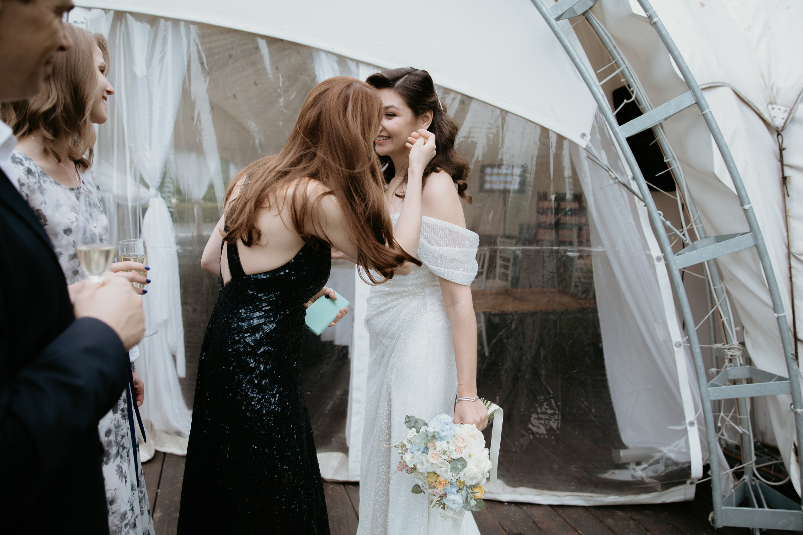 А я сяду в кабриолет, и уеду куда-нибудь. Свадебный и семейный фотограф в Москве Julia Juice