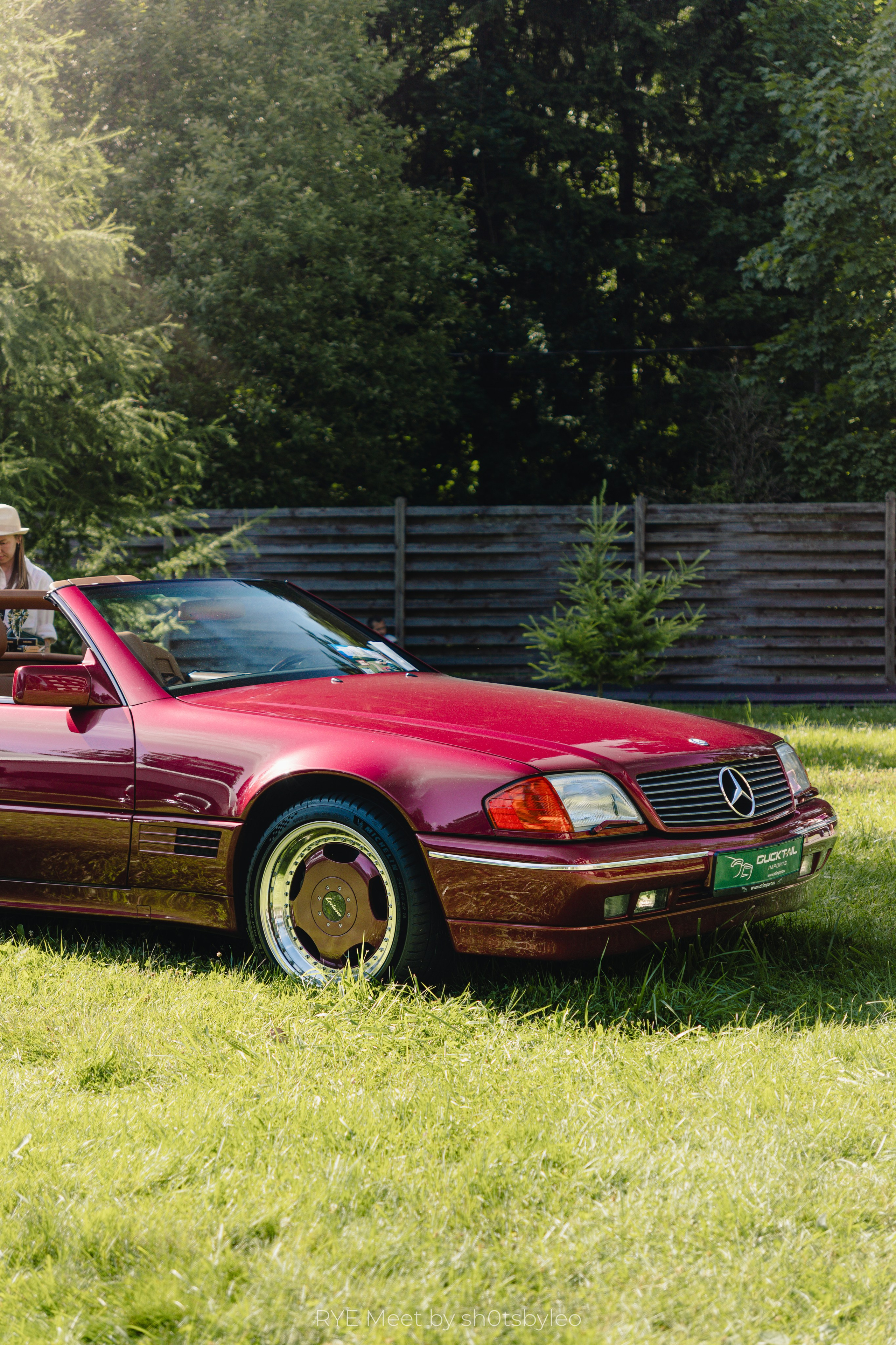 Масштабный летний фестиваль RYE Meet — встреча клуба любителей автомобилей старше 25-лет. Автомобильный фотограф Антон Цырулев