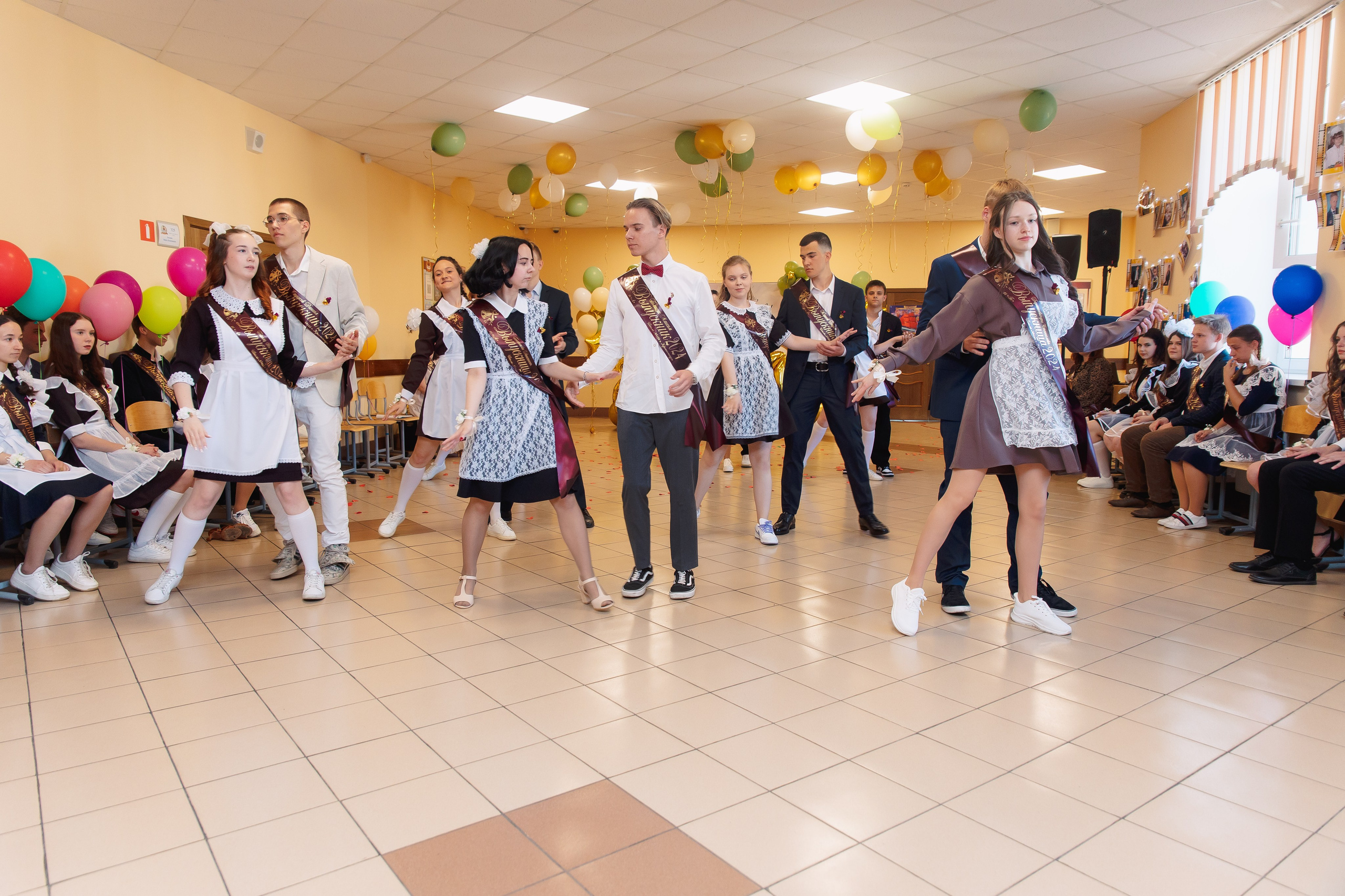 Последний звонок. Фотограф в Кронштадте и Санкт-Петербурге Анастасия Коваленко
