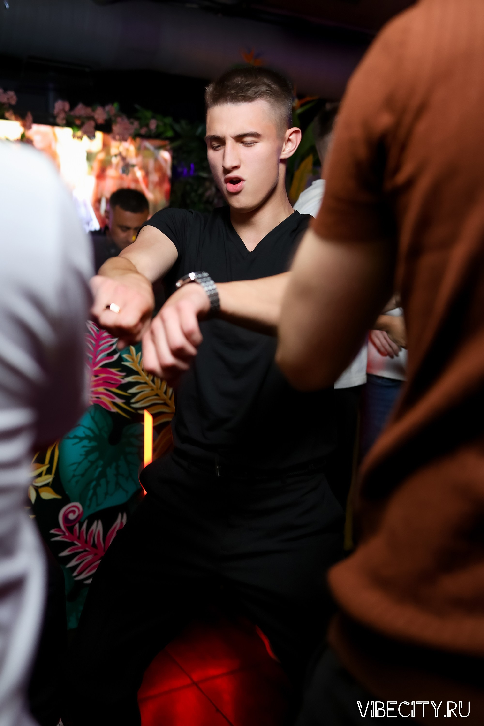 DOUBLE U. VIBECITY.RU Вайб Сити Ру Фоторепортажи Фотоотчеты Калининград