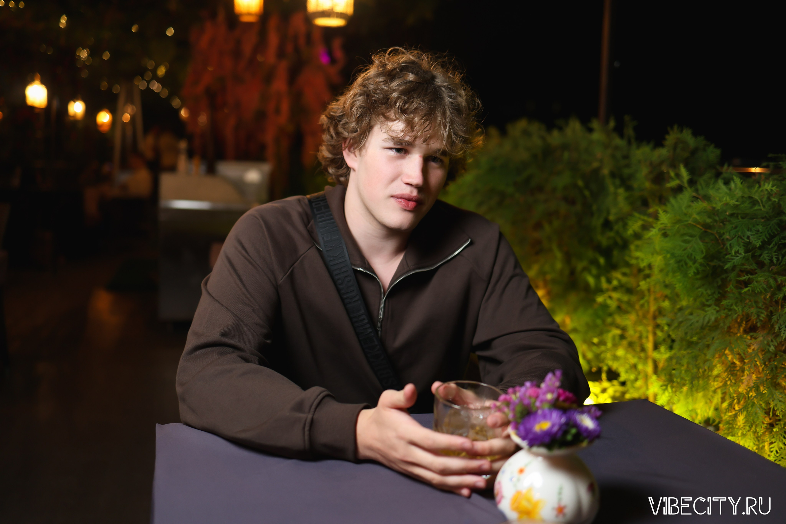 DOUBLE U. VIBECITY.RU Вайб Сити Ру Фоторепортажи Фотоотчеты Калининград