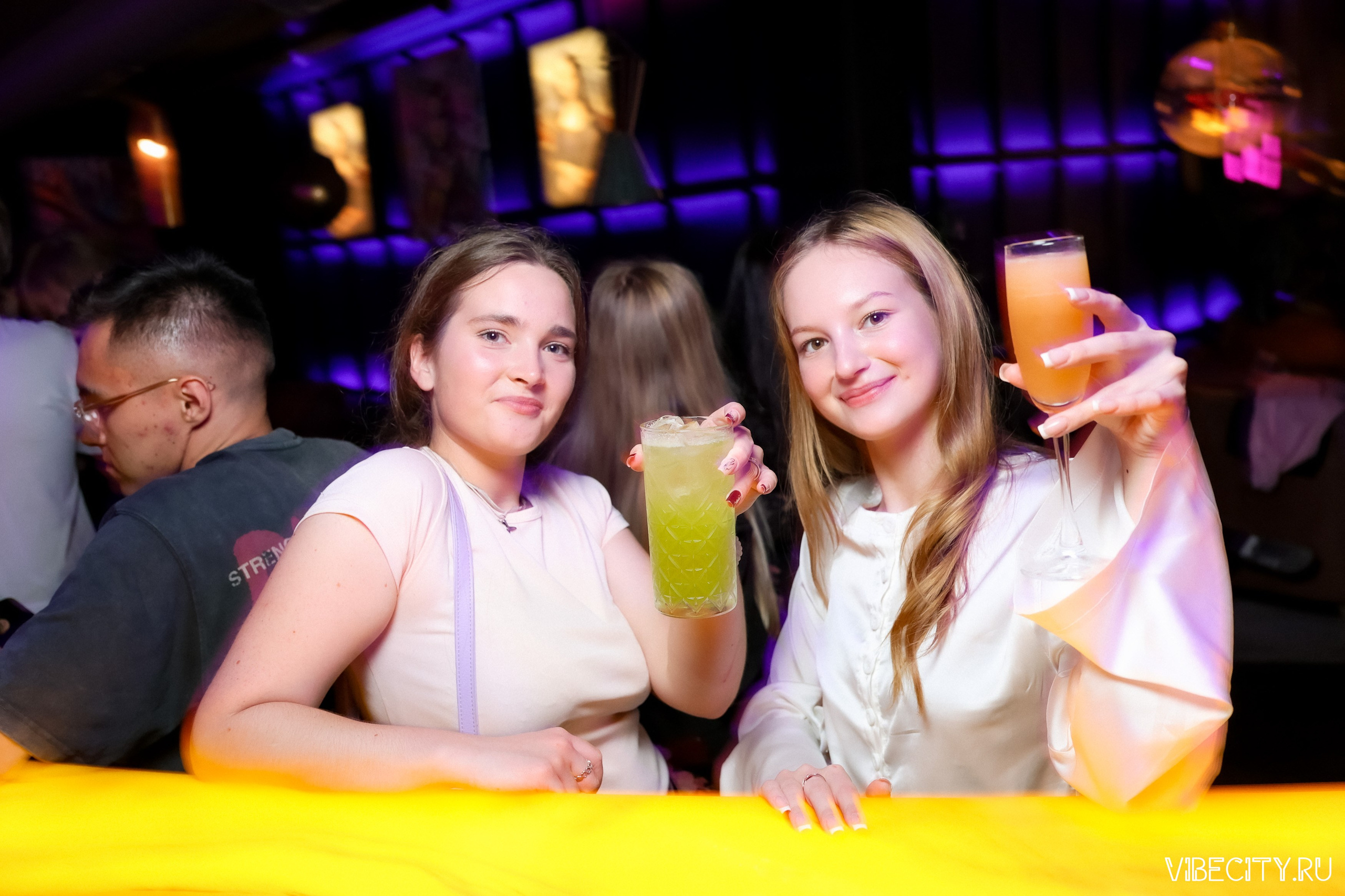 DOUBLE U. VIBECITY.RU Вайб Сити Ру Фоторепортажи Фотоотчеты Калининград