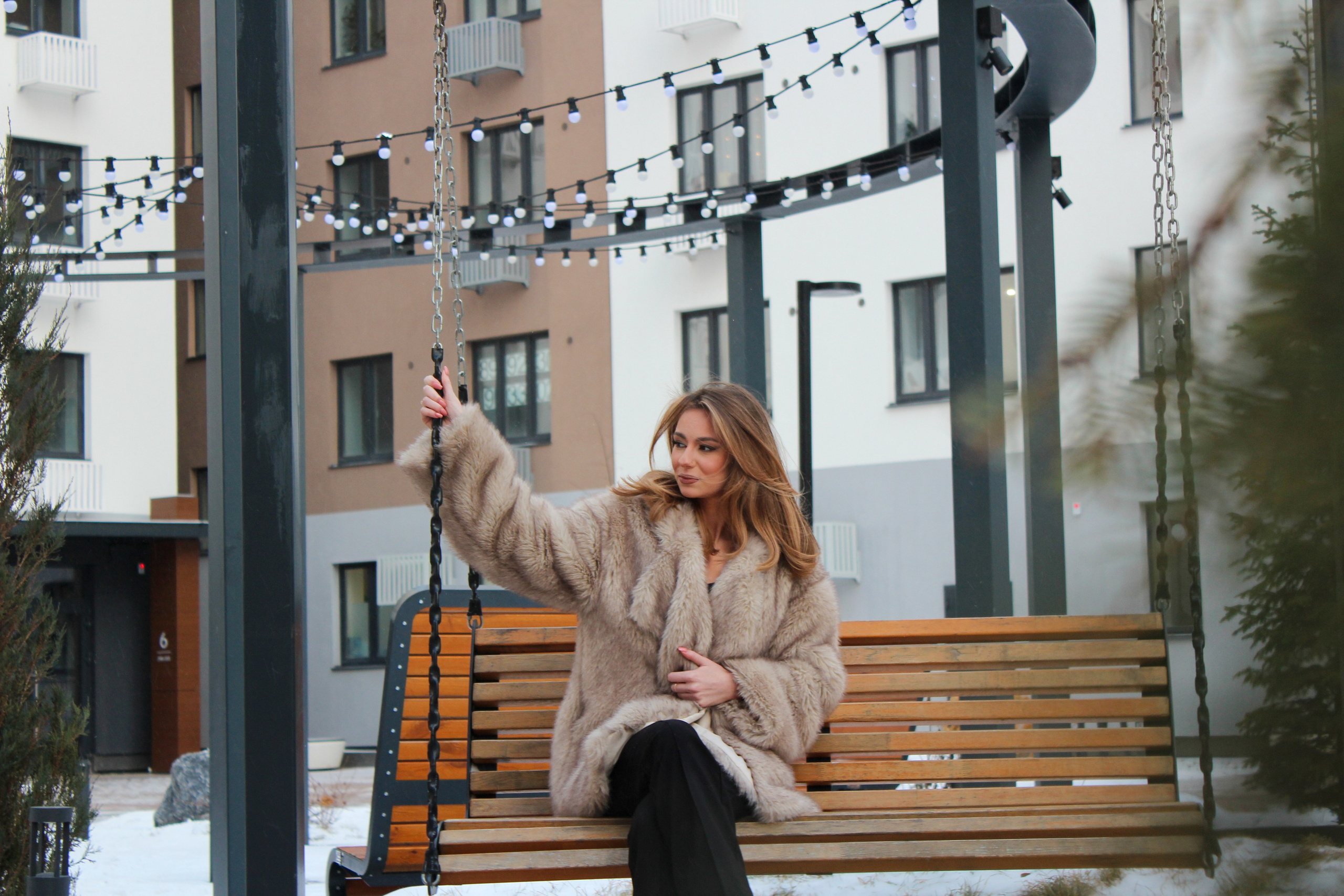 Прогулочная фотосессия Лизы. Твой фотограф и видеограф в Тюмени — Сергей Бизин