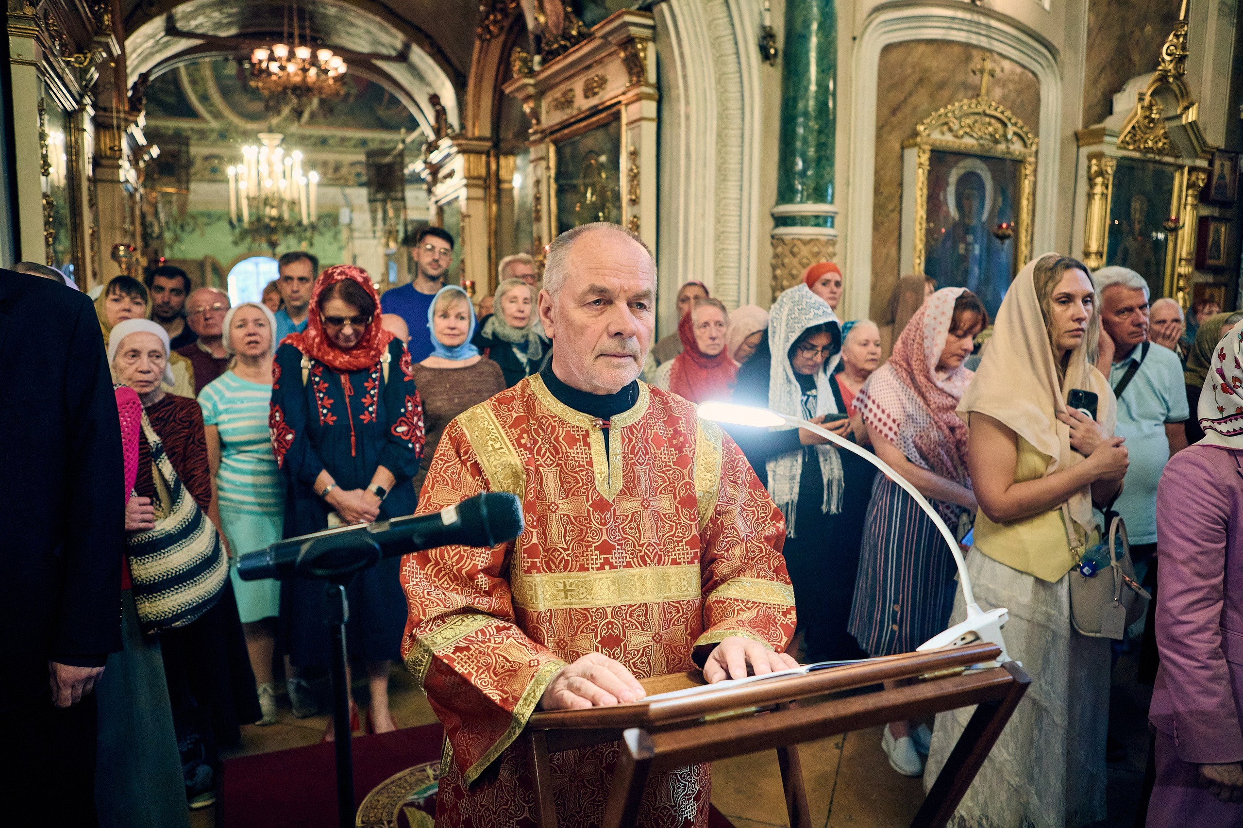 Всенощное бдение в канун престольного праздника храма Иоанна Воина. DMITRY MOISEENKO — фотограф, художник, топ-стилист