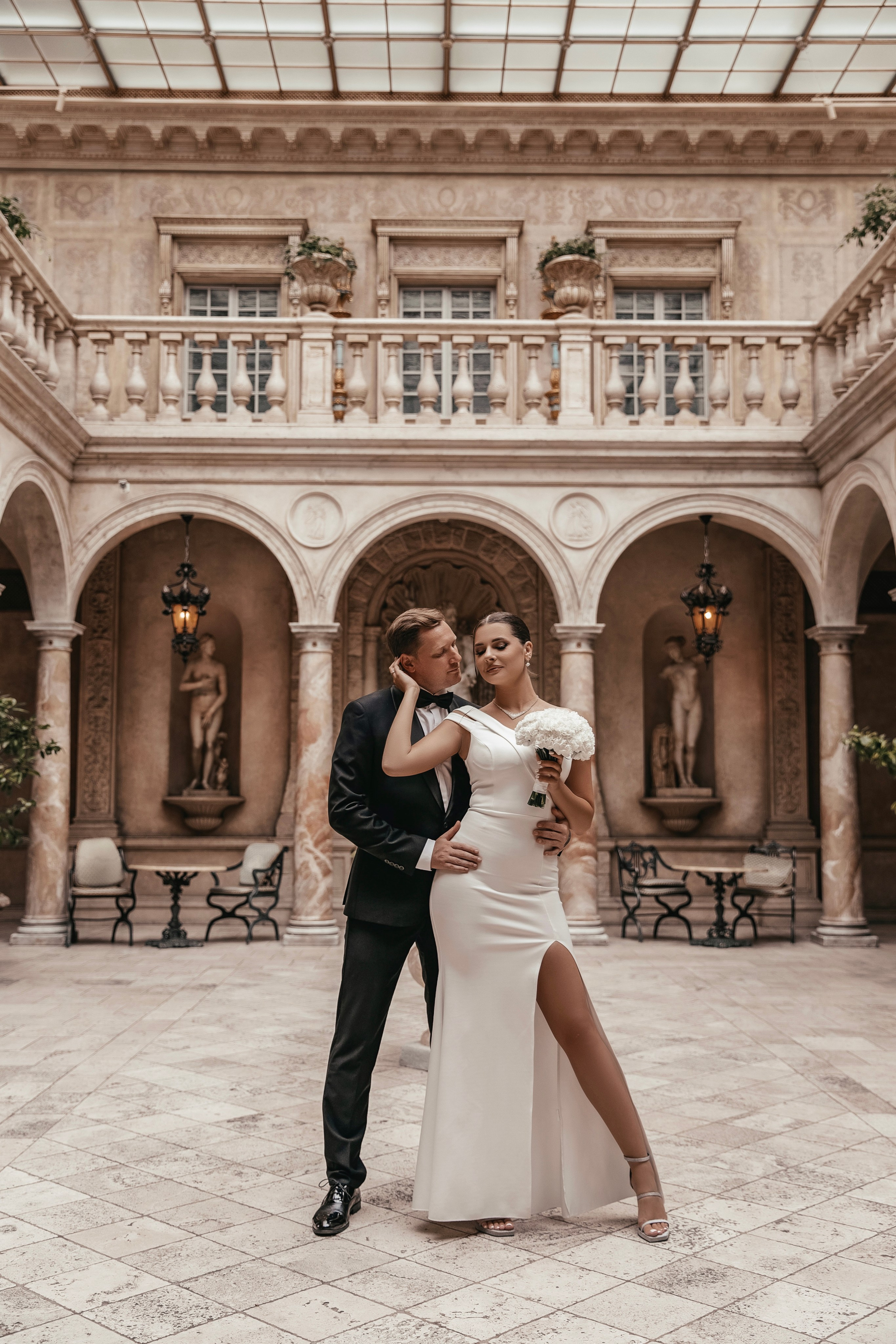 Свадебная фотосессия в ресторане Турандот. Главная