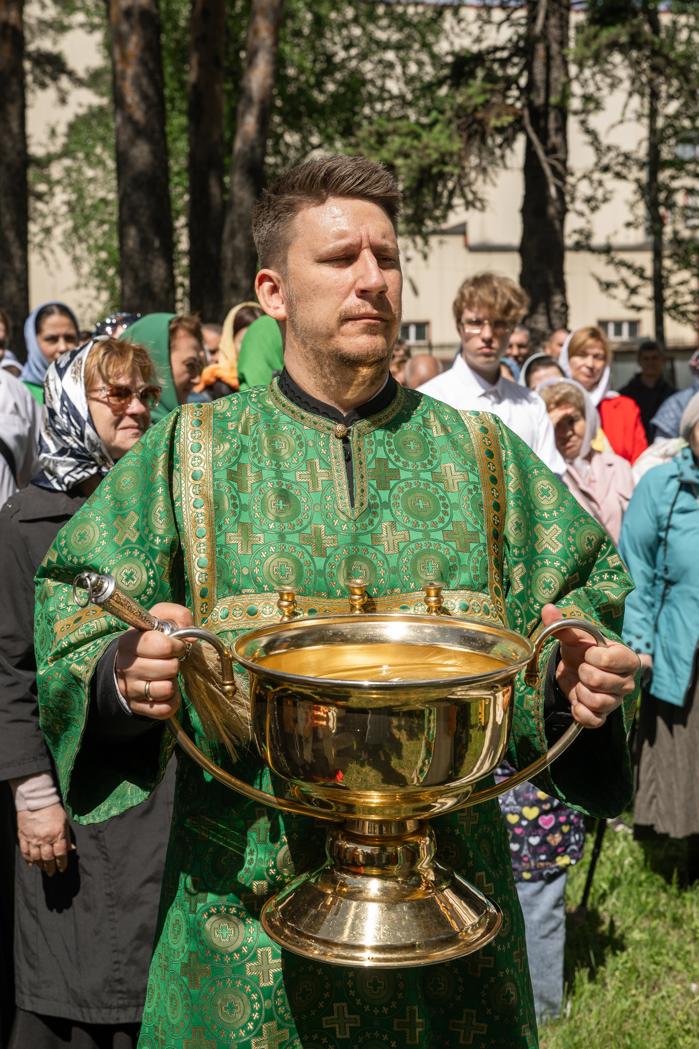 Престольный праздник в храме Троицы Живоначальной. Фотограф Москва/Подмосковье
