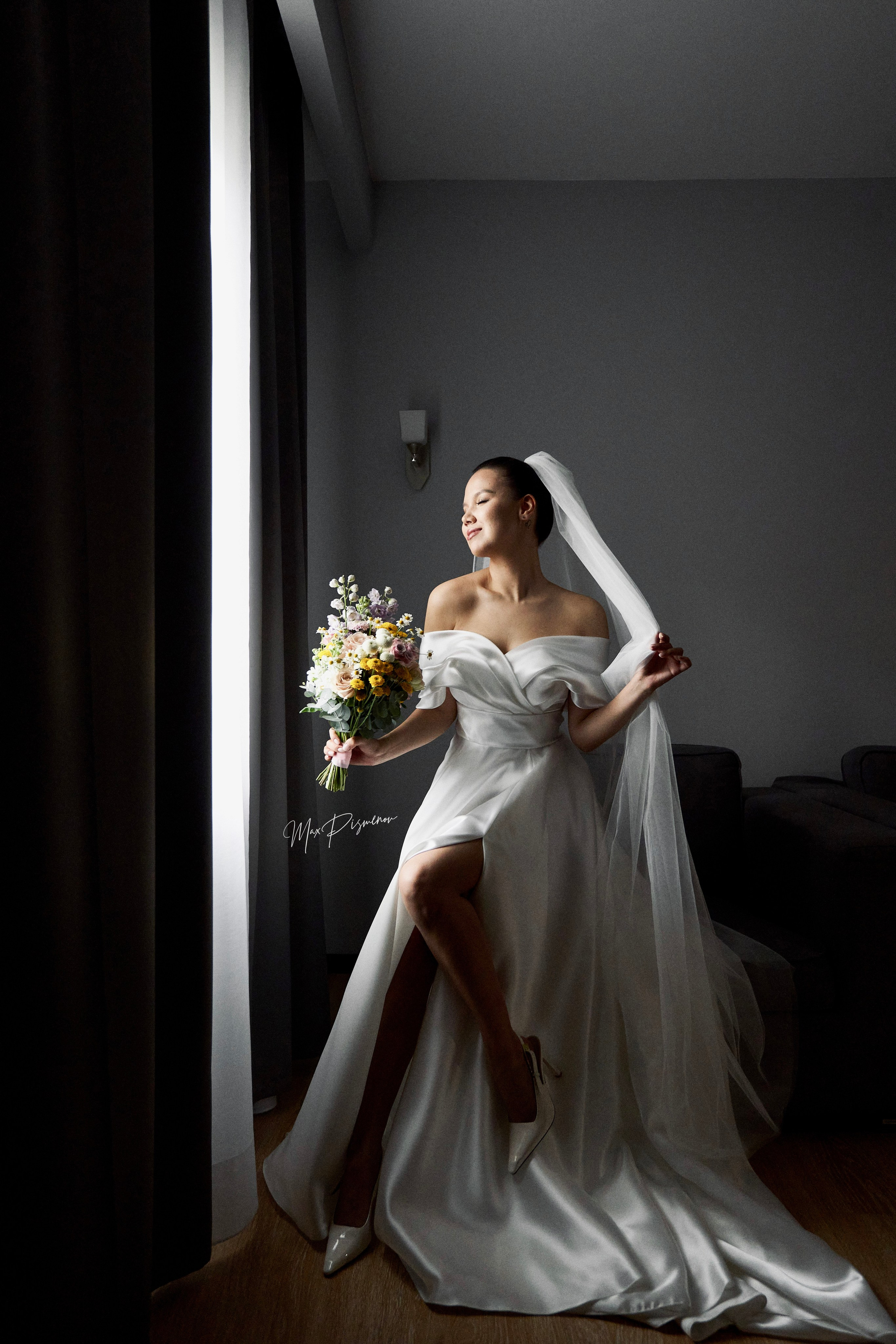 Фотограф на свадьбу. Свадебный фотограф в Самаре Москве Санкт-Петербурге Уральск