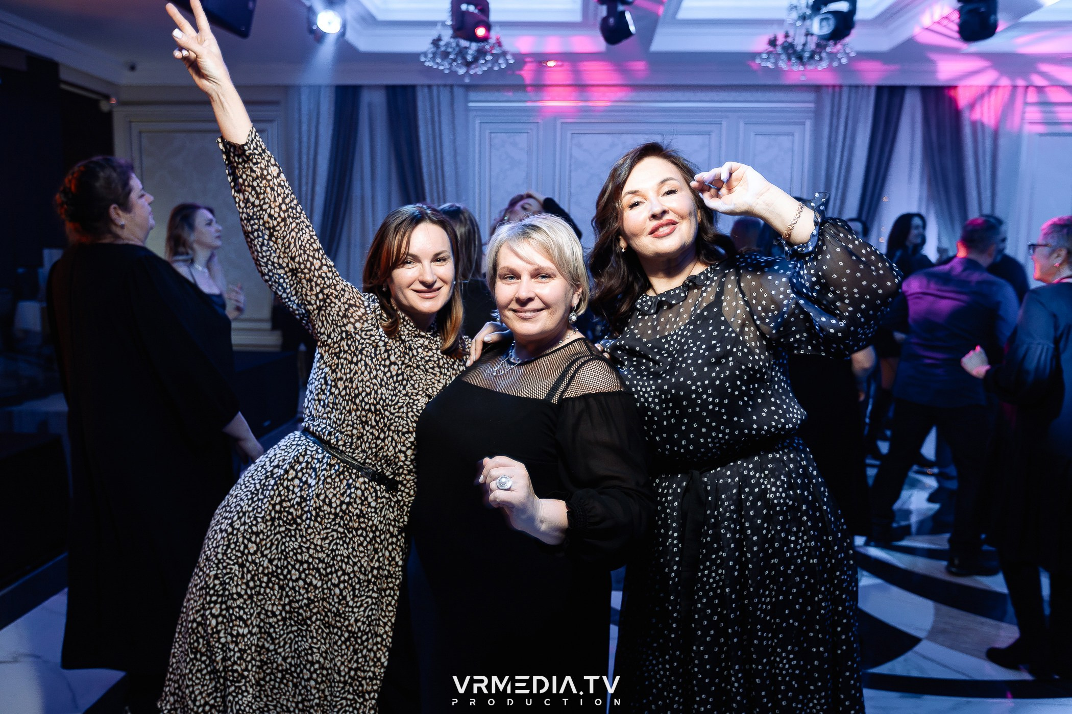 Новогодний вечер в ресторане «Лазурный Берег»