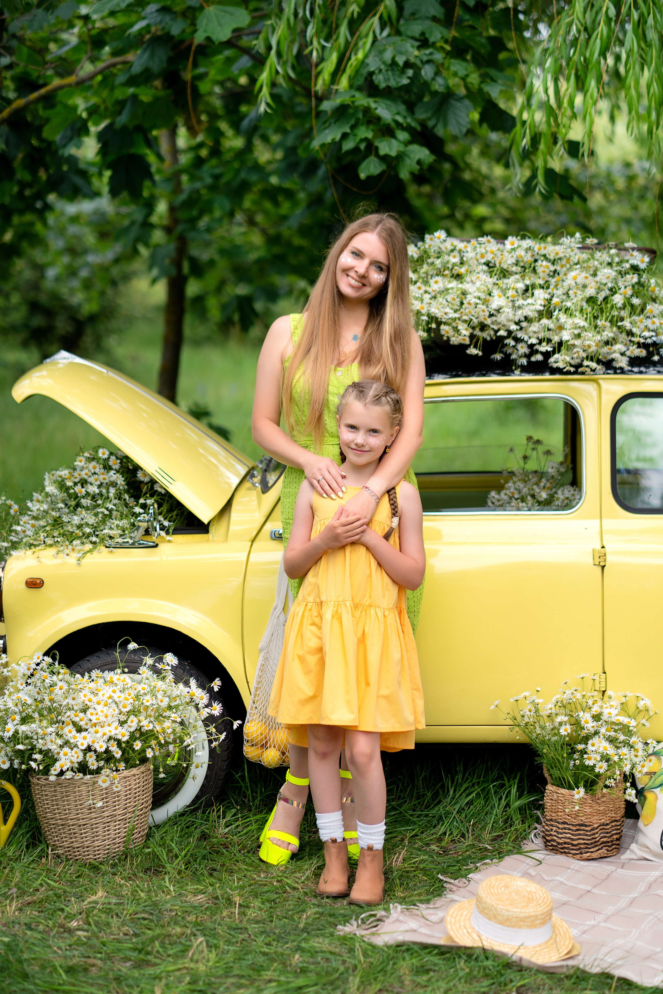 Фотодень Машина с ромашками. Семейный и свадебный фотограф Минск, Беларусь Анна Орловская