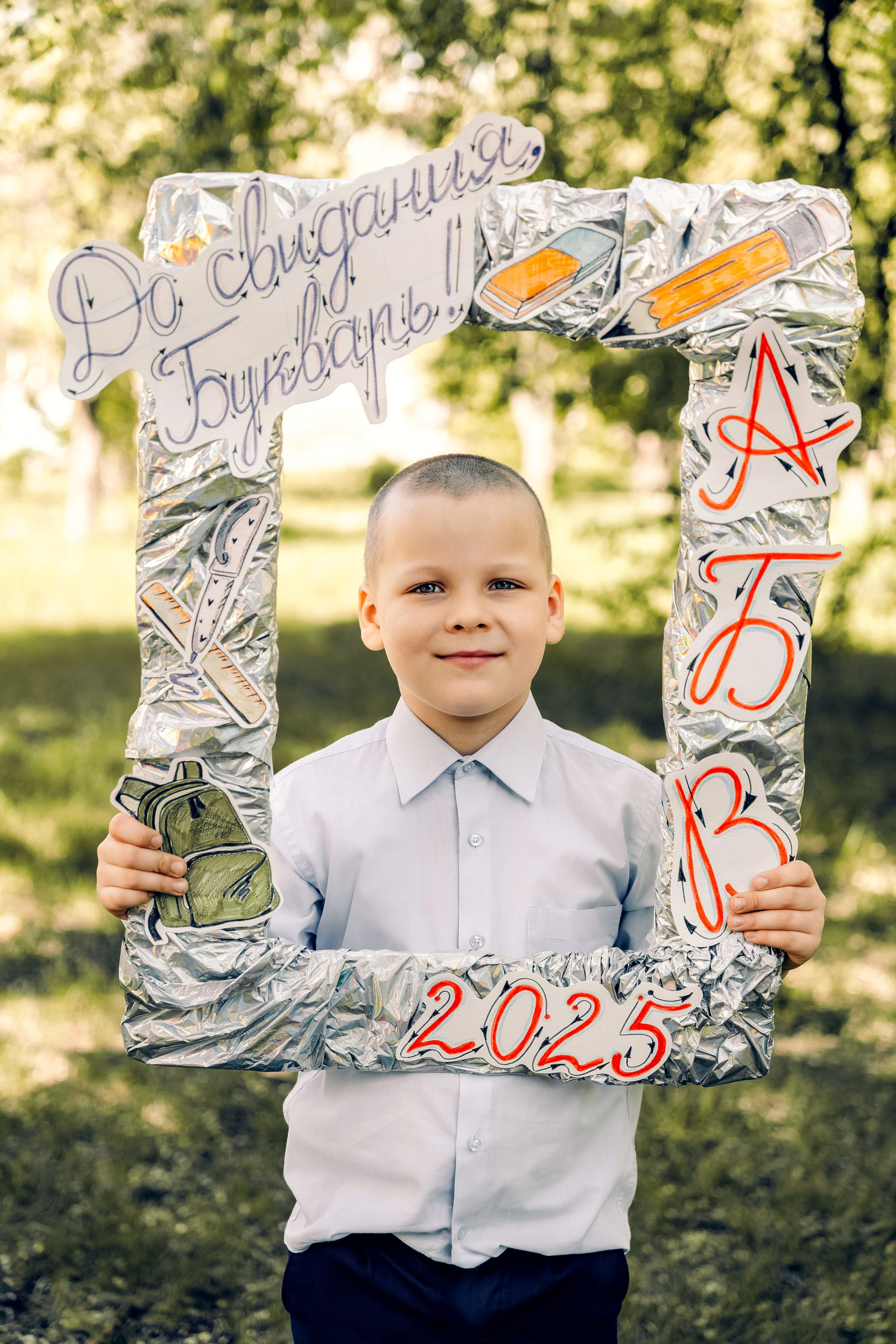 Фотограф на выпускной в школу.