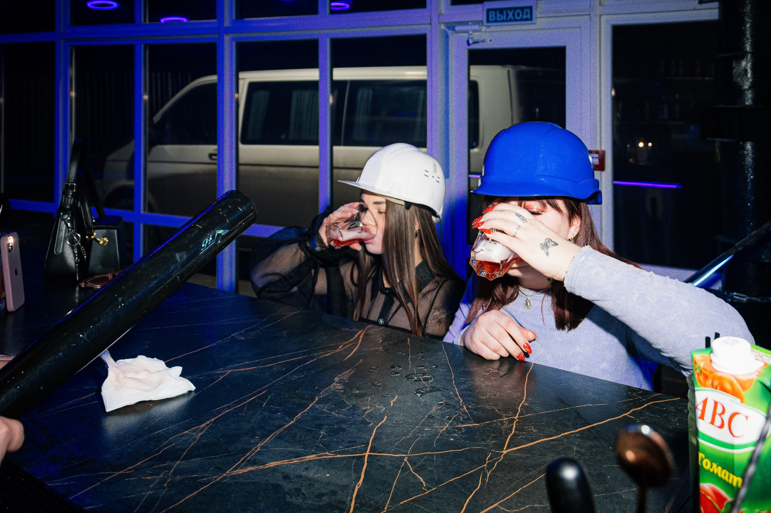 FreeZone night Club. Ларина Иванна фотограф в Донецке