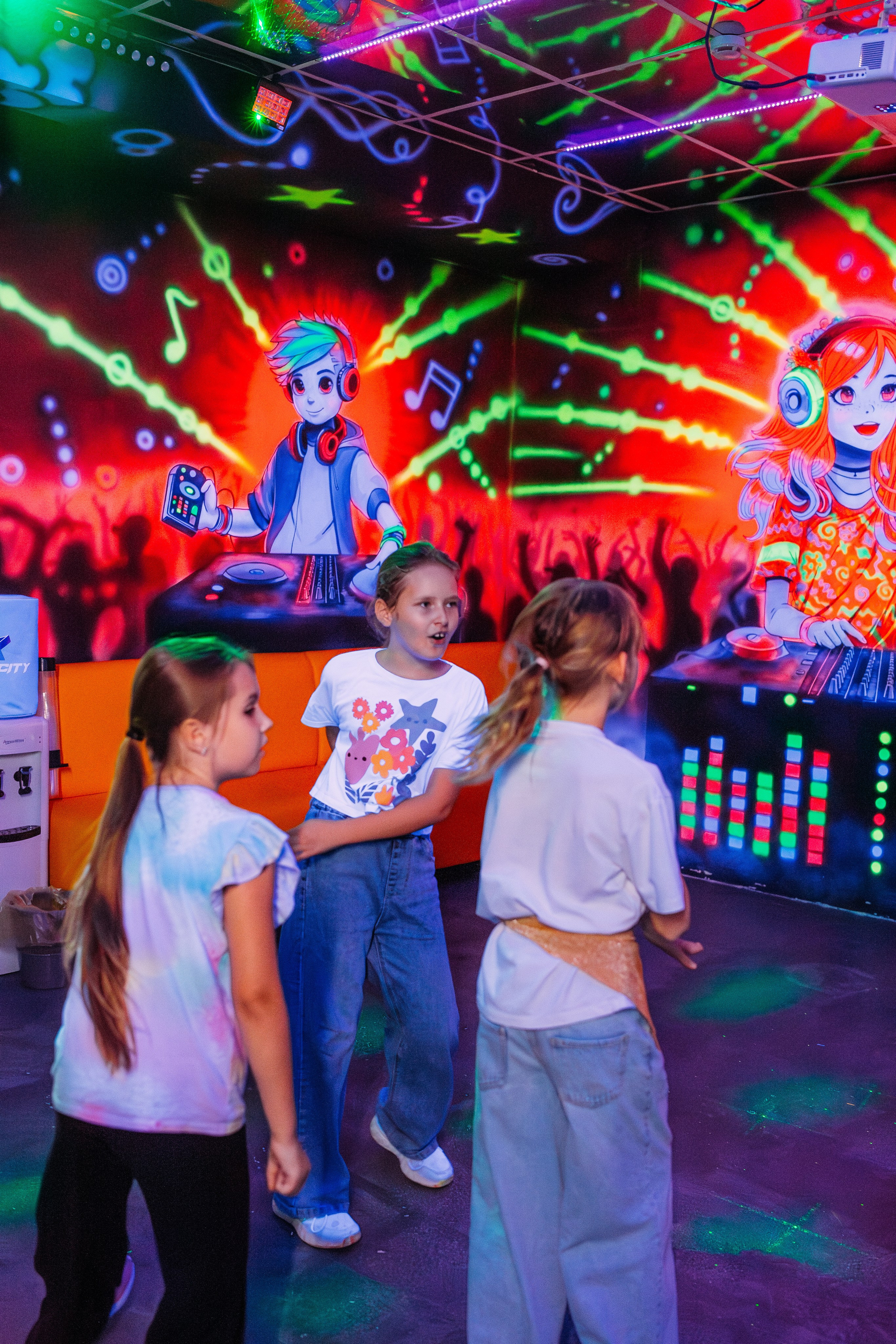 День рождения (PlayCity). Семейный фотограф в Волгограде Надежда Головко