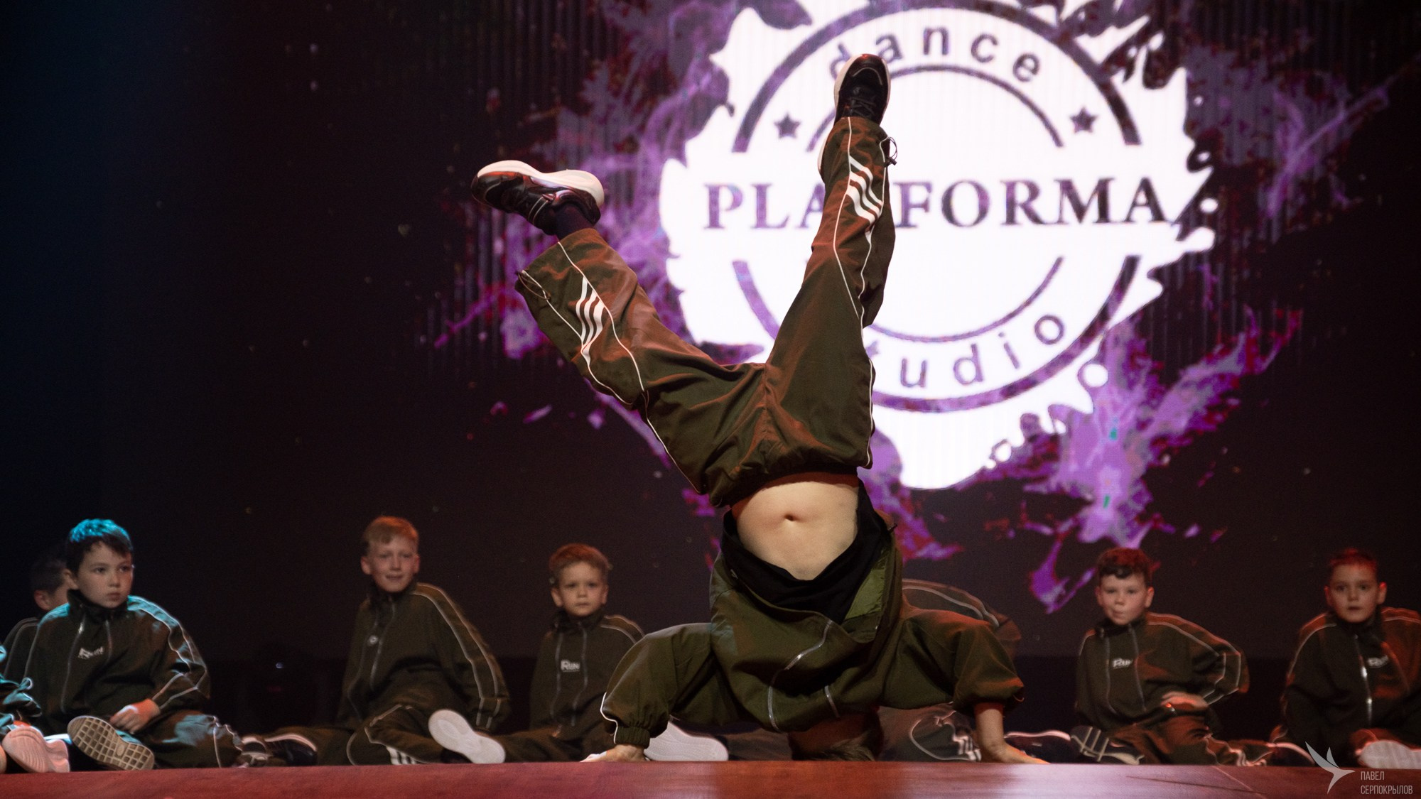 Отчетный концерт студии танцев PLATFORMA. Репортажный фотограф в Казани Павел Серпокрылов