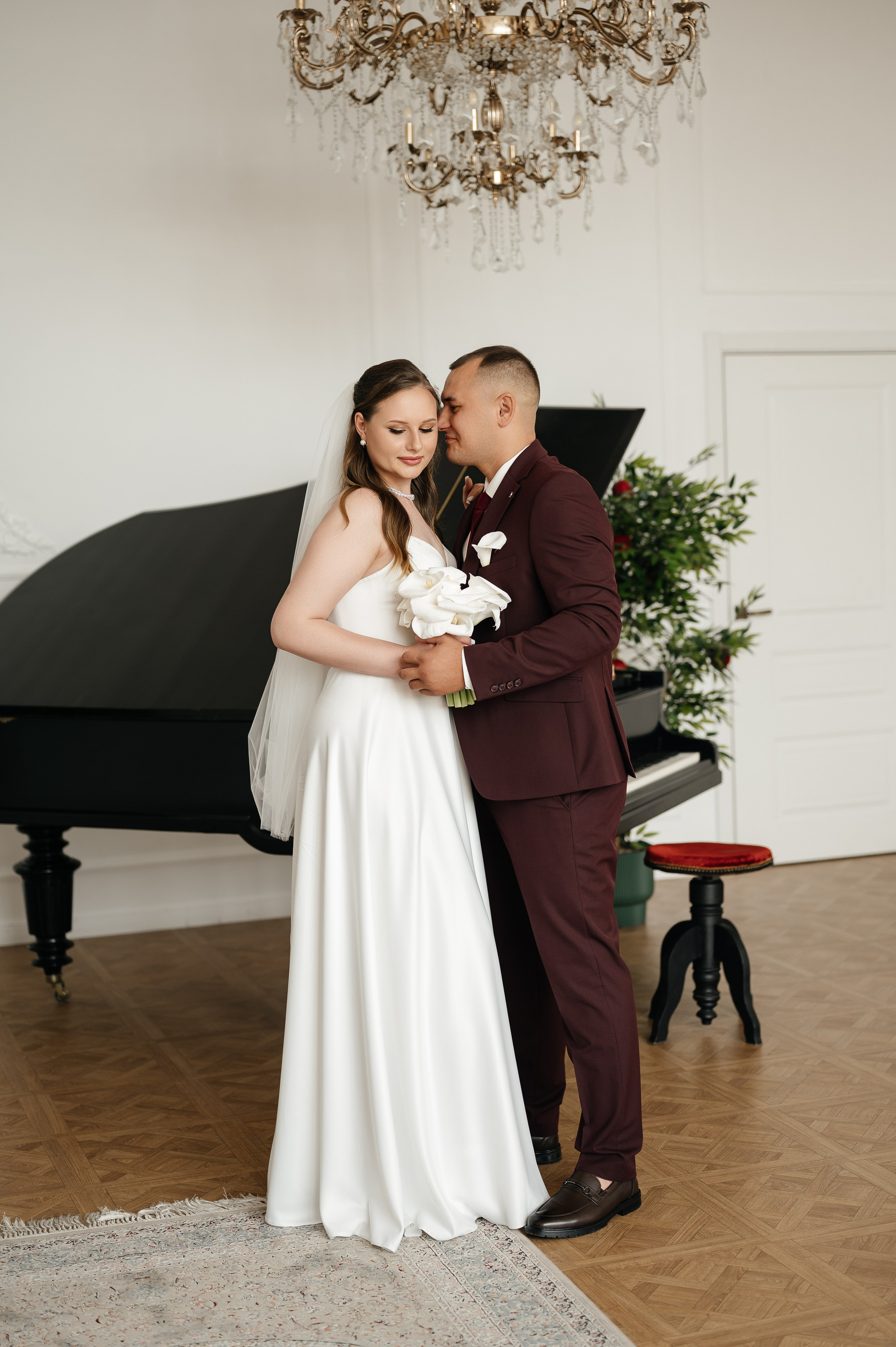 Загс (студия и прогулка). Свадебный и семейный фотограф в Краснодаре Алина Мельник