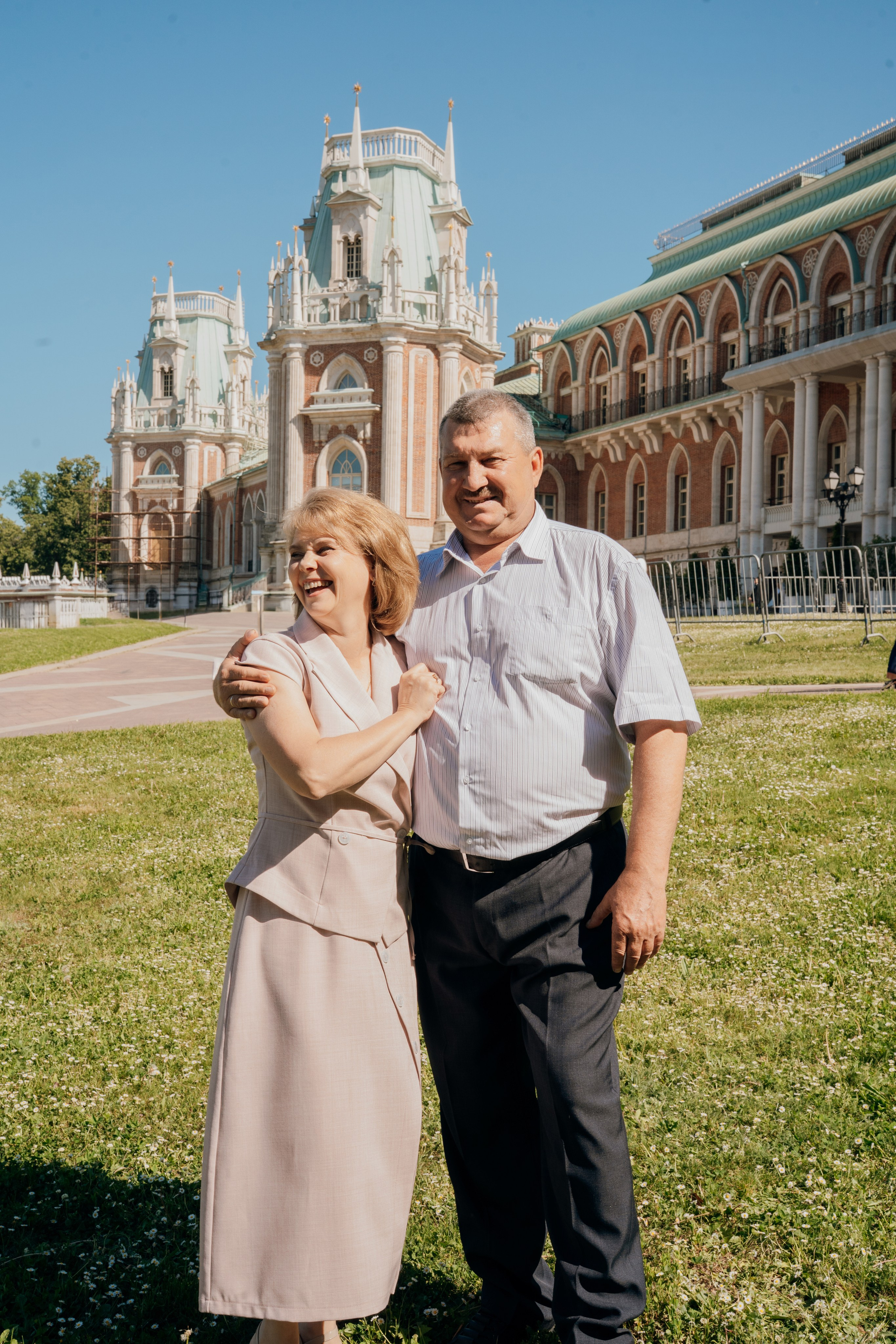 Прогулка в Царицыно. Фотограф/рилсмейкер в Москве и МО. Свадьбы, индивидуальные съемки, лавстори, беременность, мероприятия, бренды
