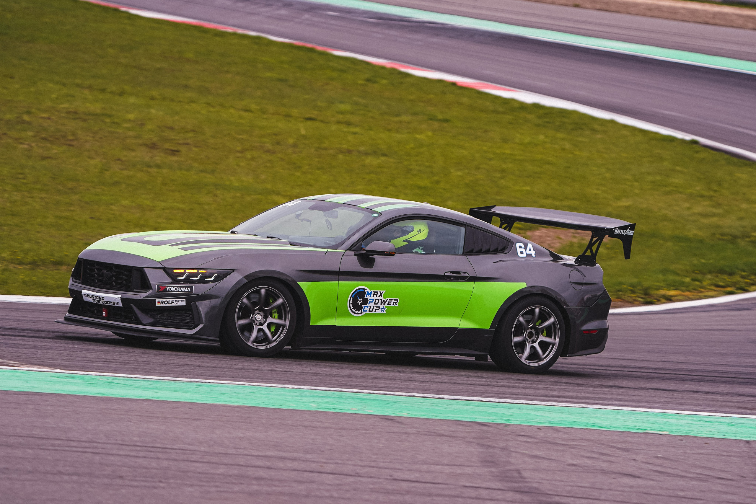 Mustang track days. Автомобильный фотограф Шакая Кирилл
