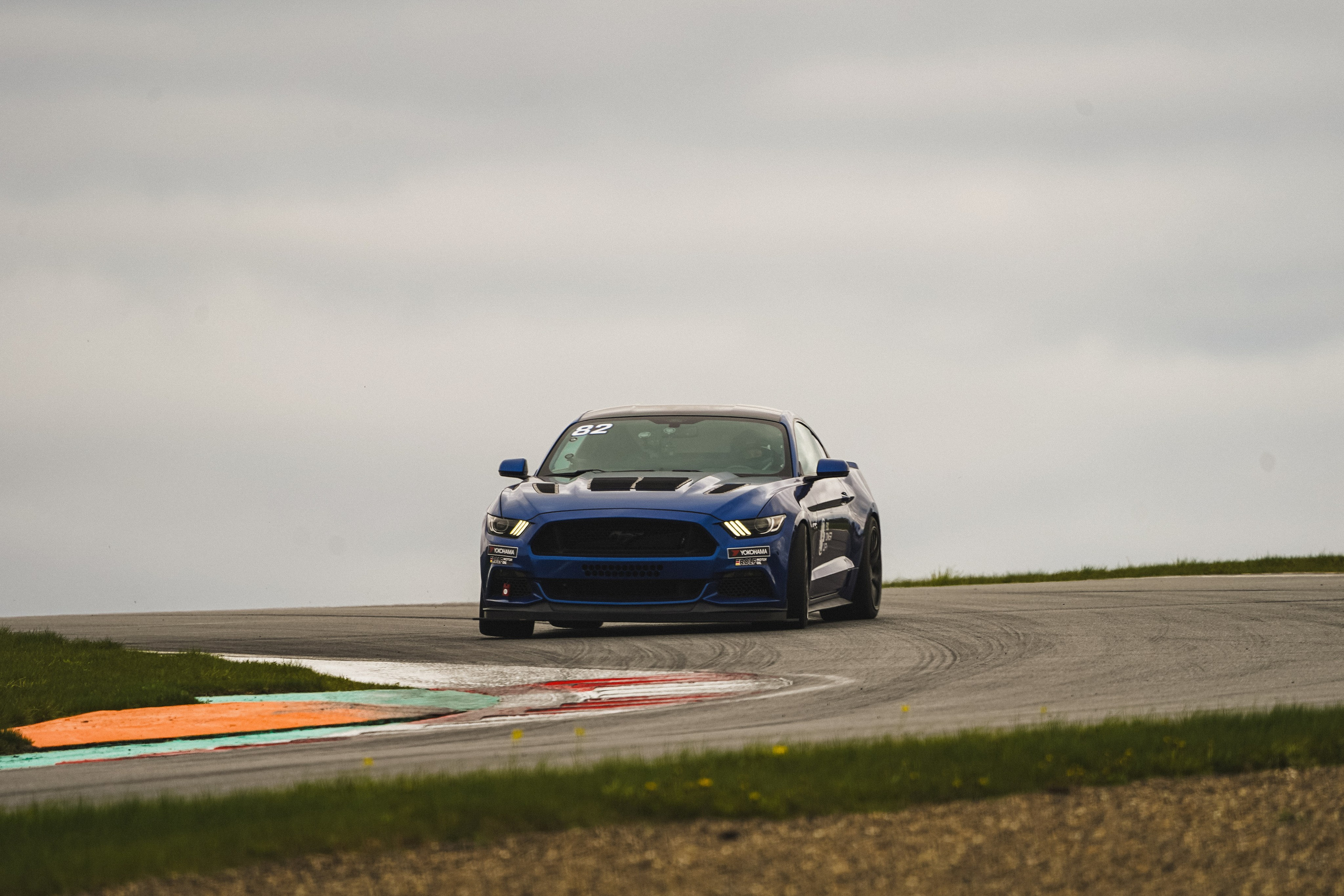 Mustang track days. Автомобильный фотограф Шакая Кирилл