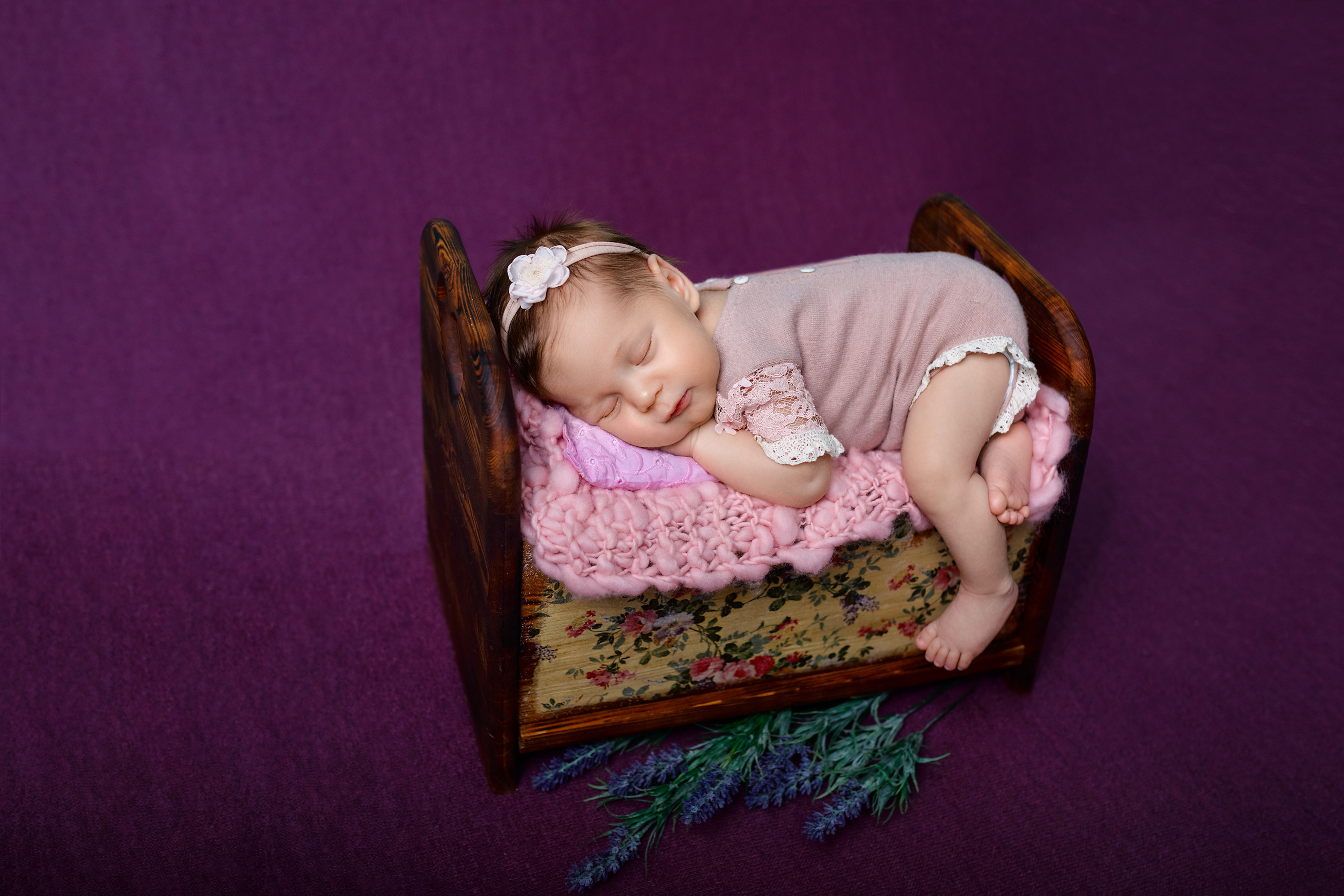 NEWBORN. Фотограф новорожденных и беременности Анита Михайлова в Южно-Сахалинск